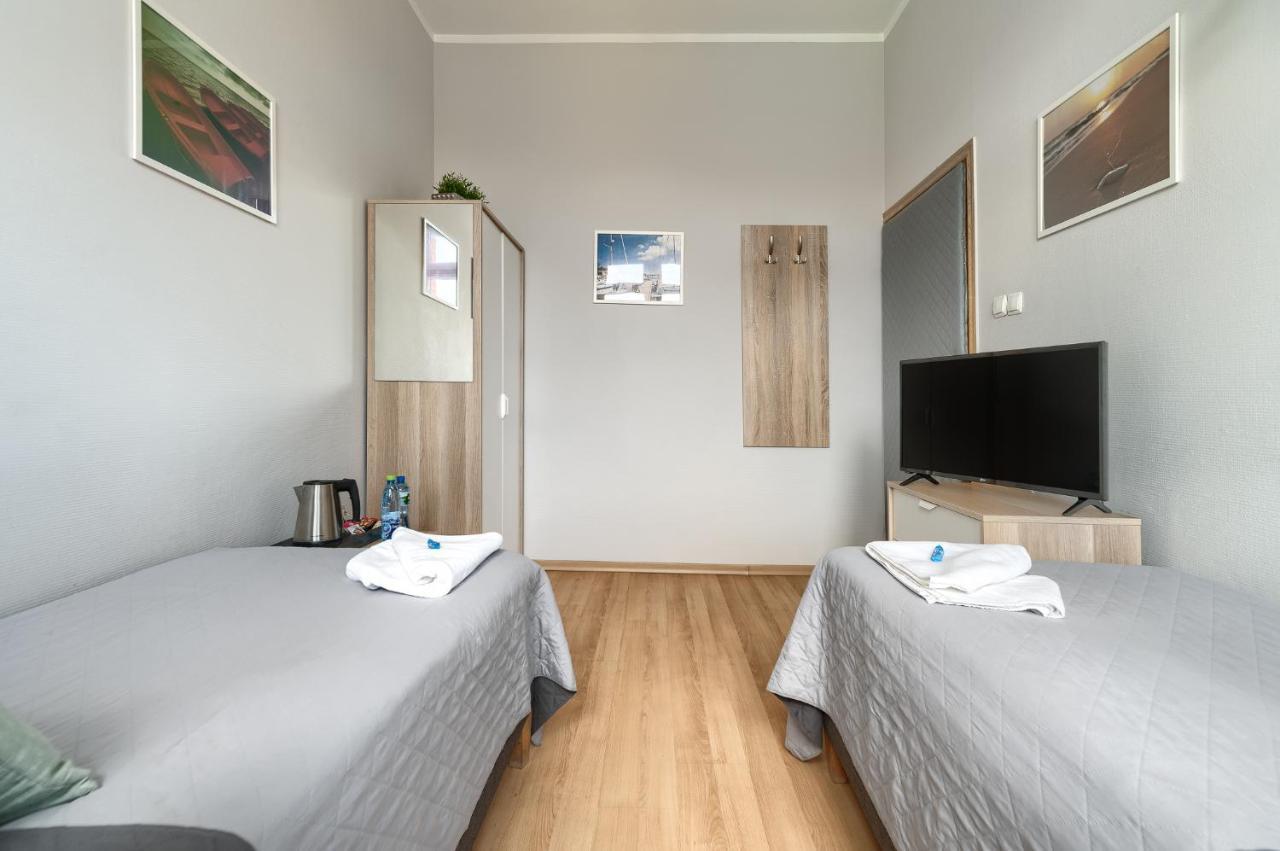 Hostel Twin Room on Corridor