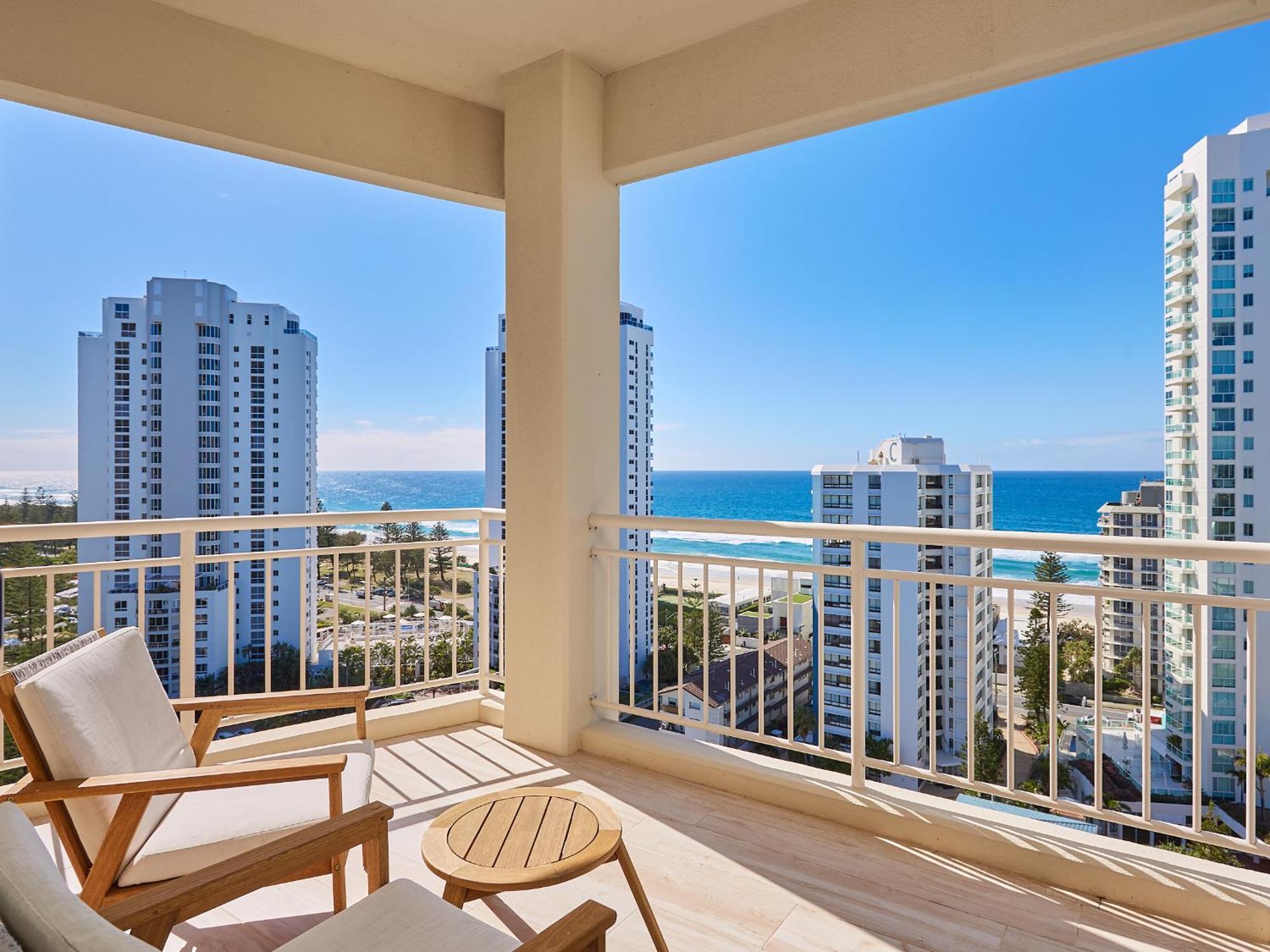 Superior One-Bedroom Apartment Ocean View