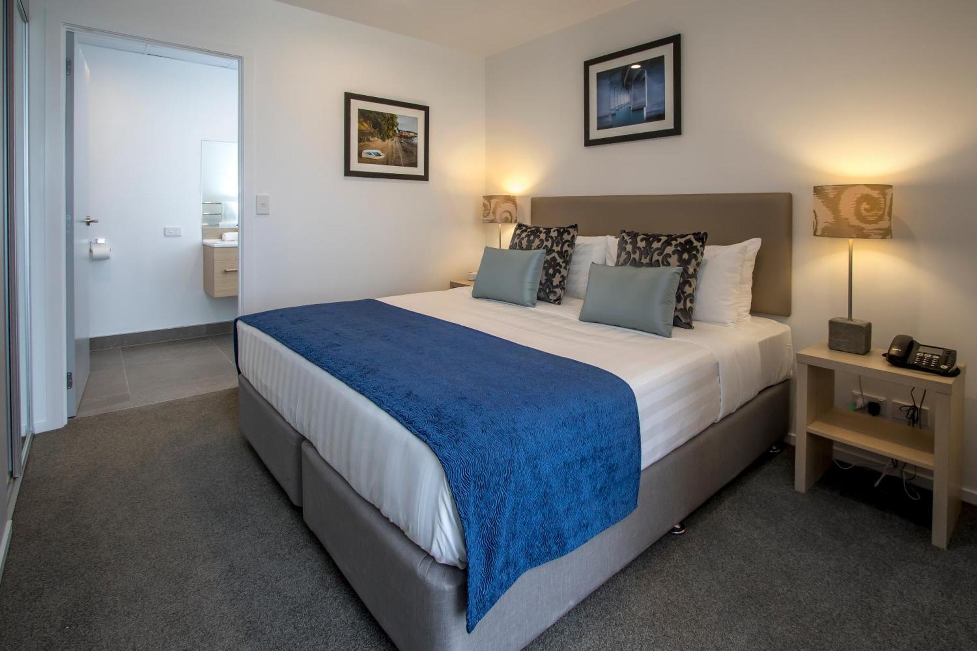 One-Bedroom Apartment Non-Smoking