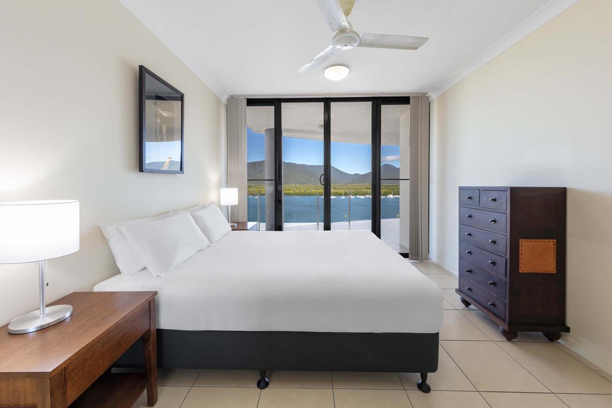 Three-Bedroom Apartment Water View