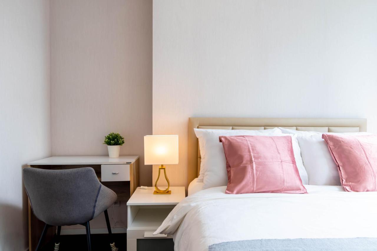 Two-Bedroom Suite,1468524707:JPEG