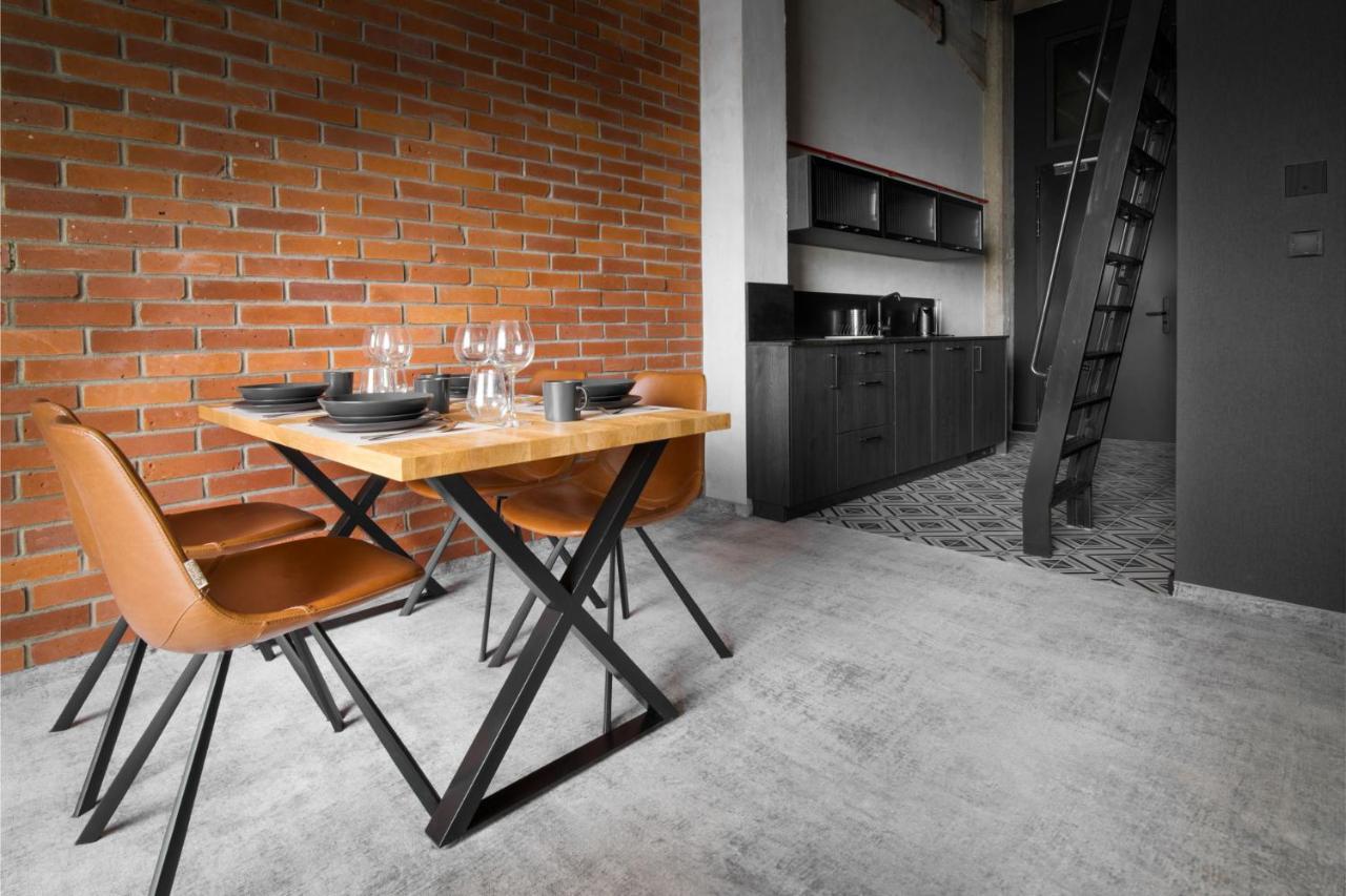 Loft 45 mezzanine