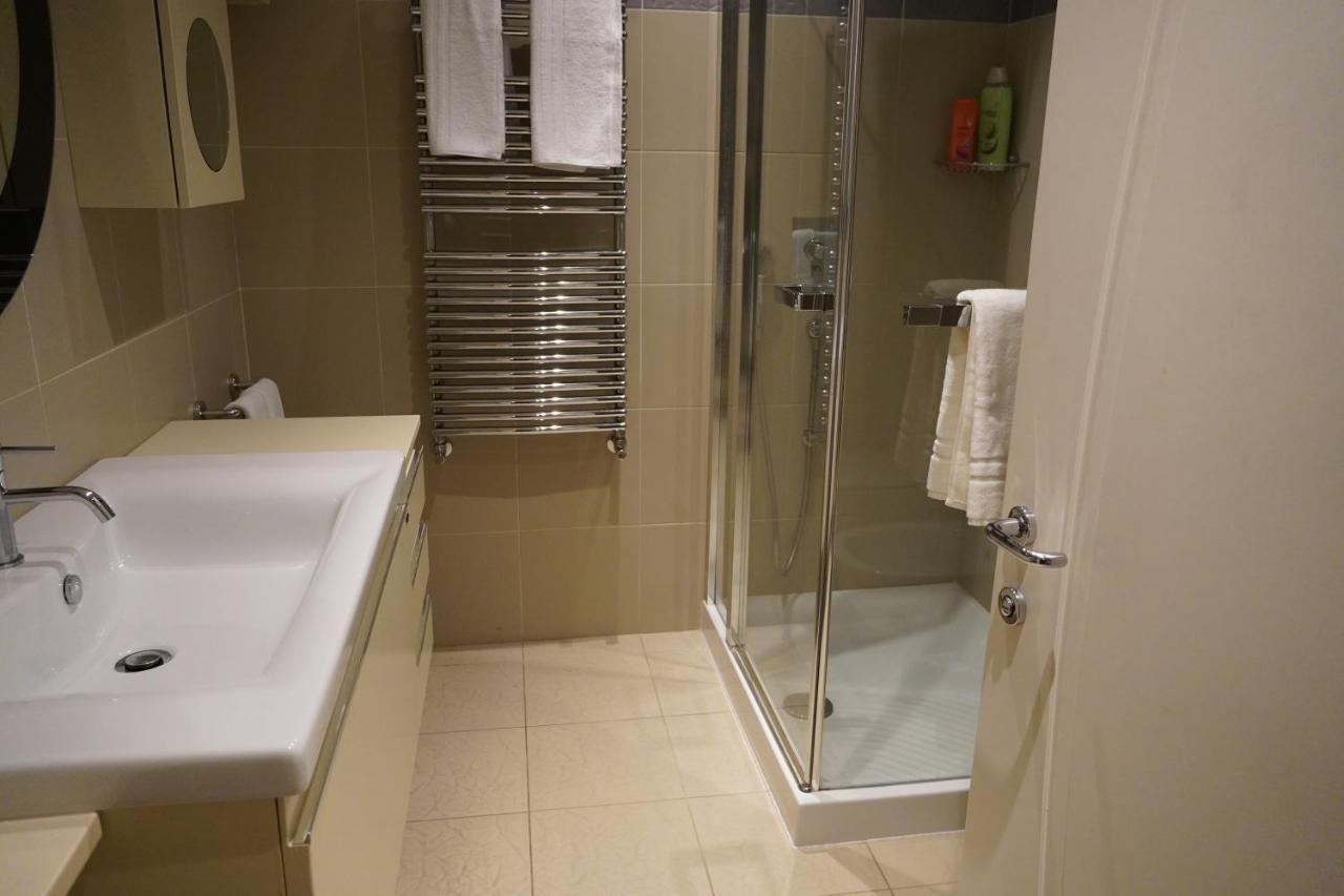 Deluxe Double or Twin Room,1480414172:JPEG