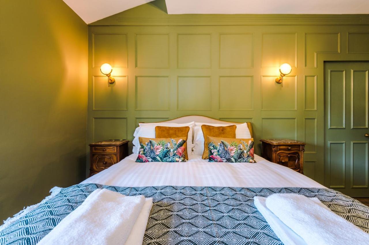 Deluxe Suite with Sea View