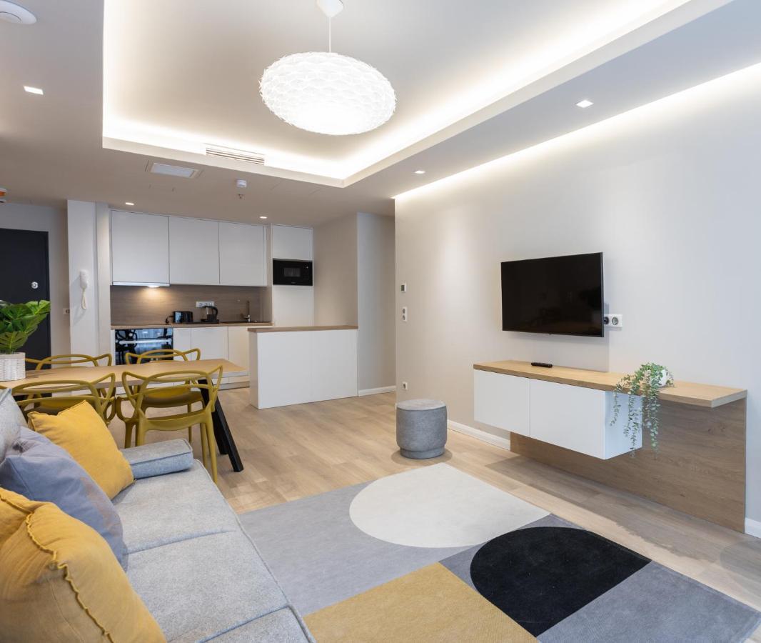 Deluxe 2 Bedroom