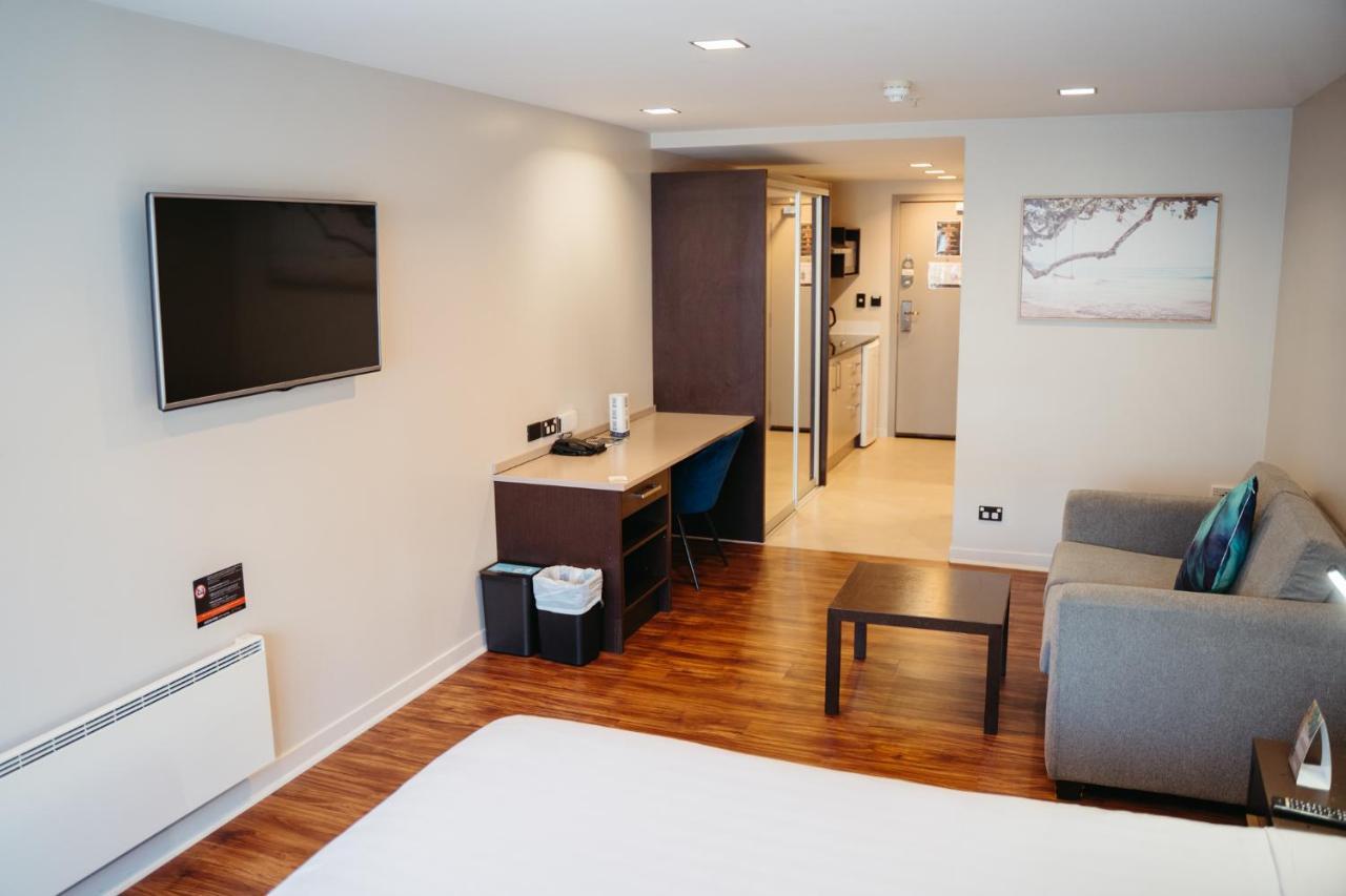 Studio King Room