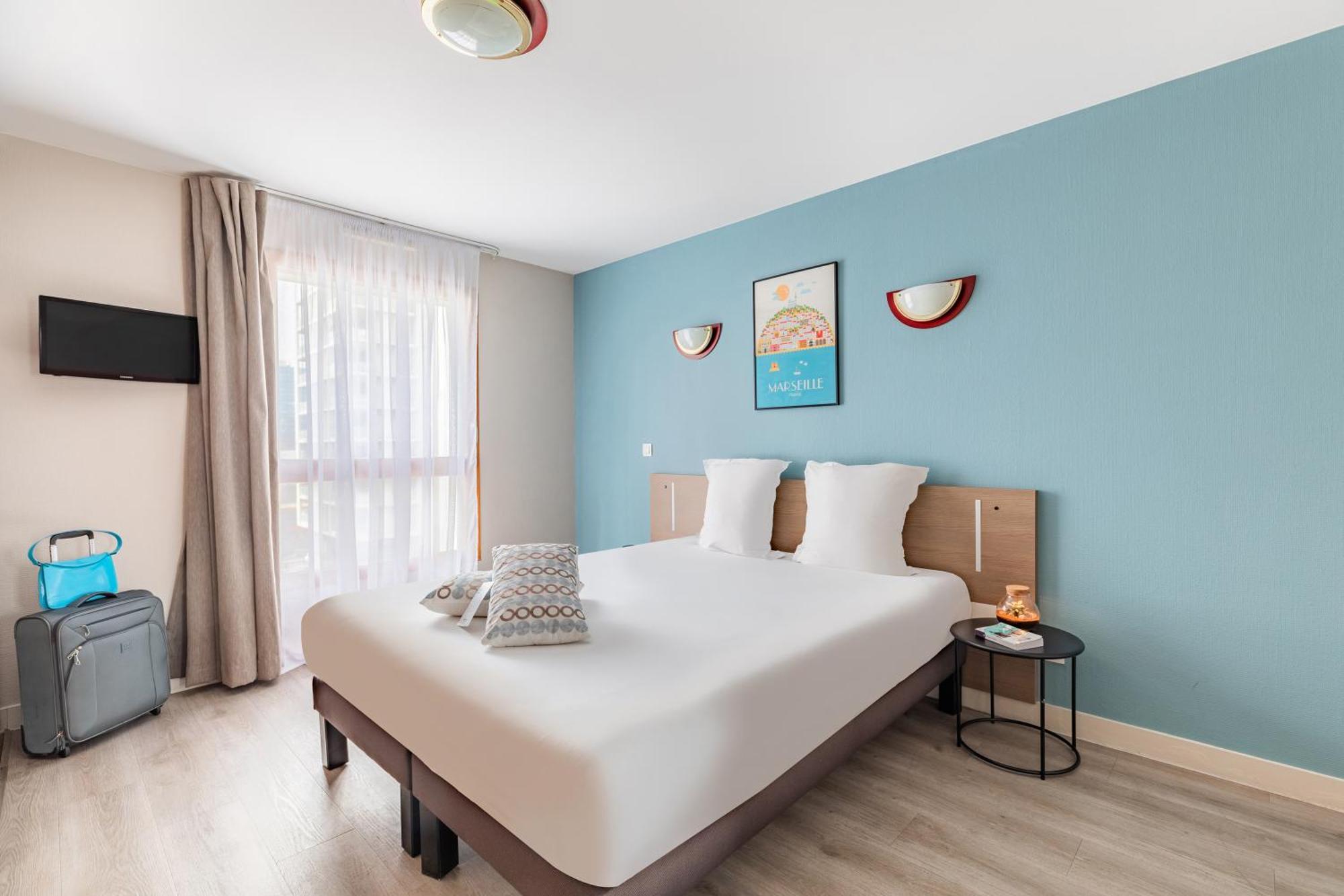 One-Bedroom Apartment,1499646907:JPEG