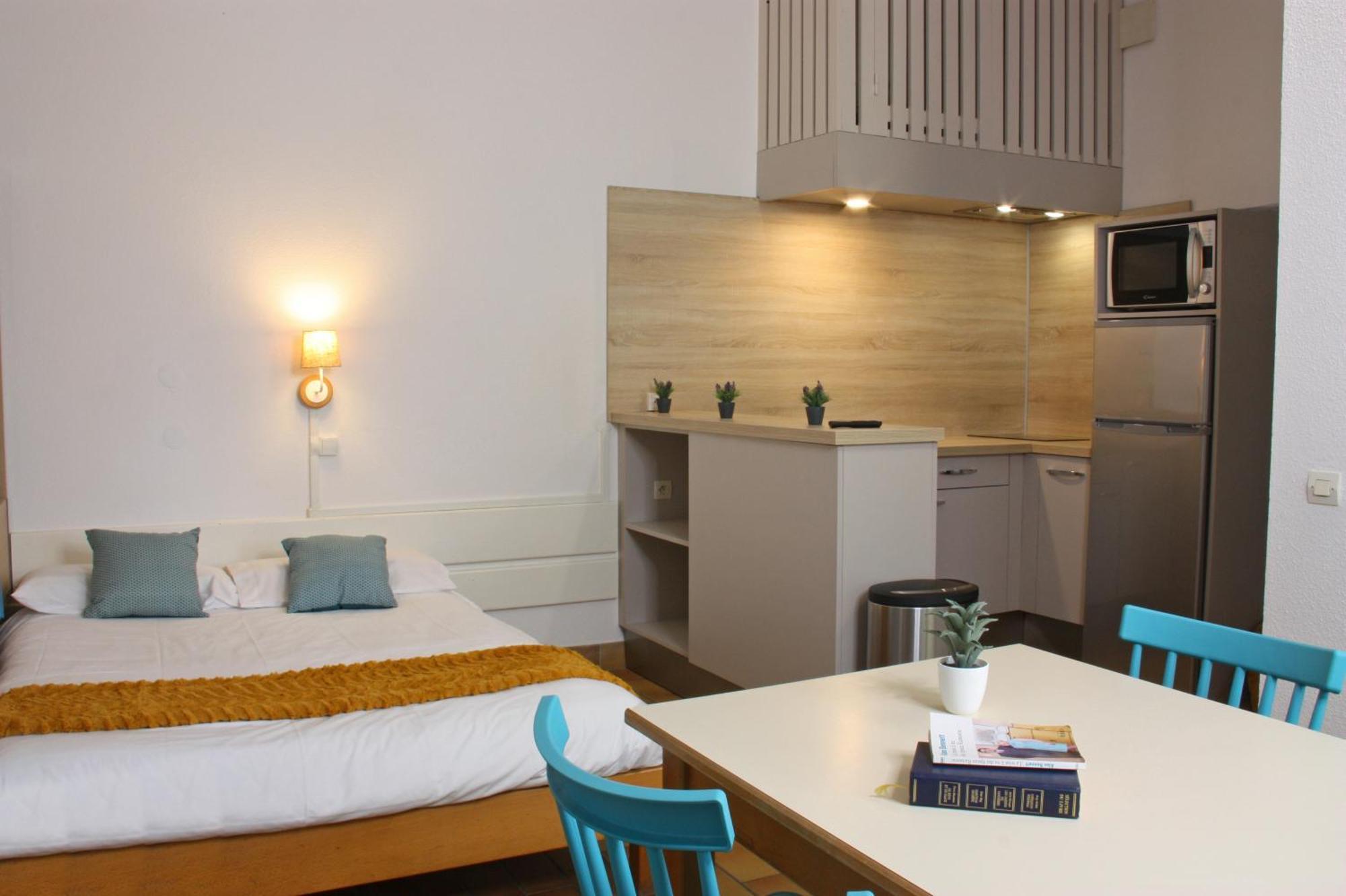 Two-Bedroom Apartment,1499561581:JPEG