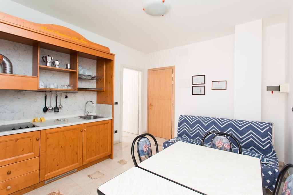 One-Bedroom Apartment with Balcony