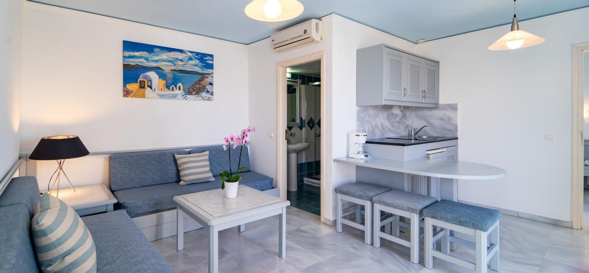 Deluxe Apartment,1539209191:JPEG