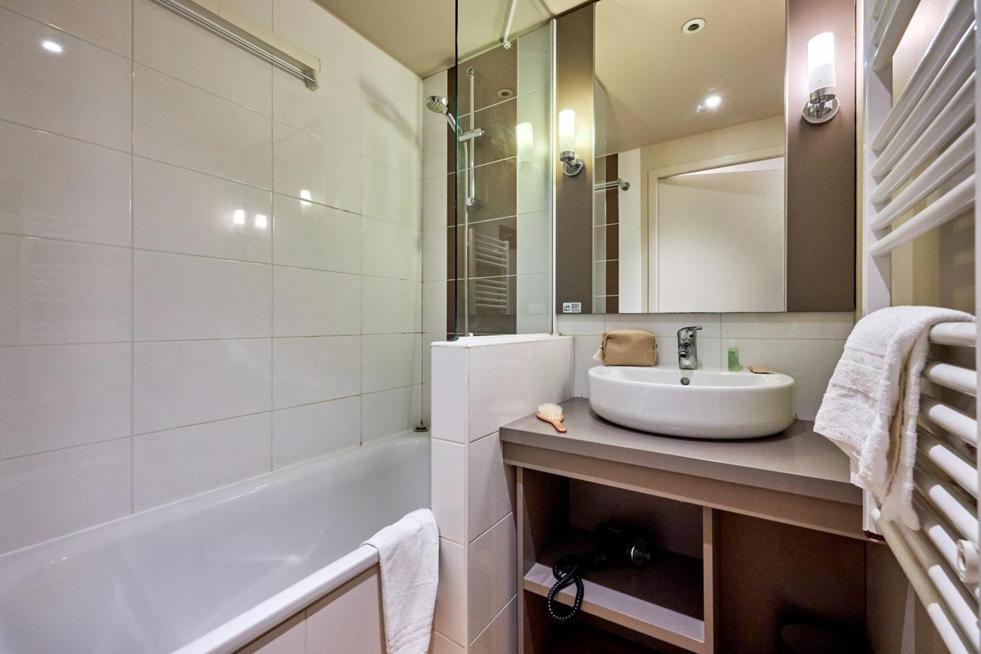 Two-Bedroom Apartment Terrace or Balcony,1540654060:JPEG