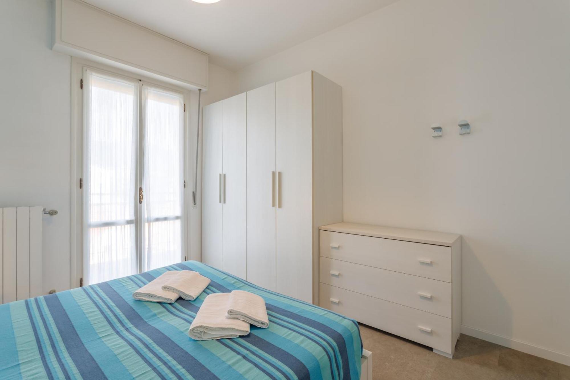 Superior One-Bedroom Apartment Balcony