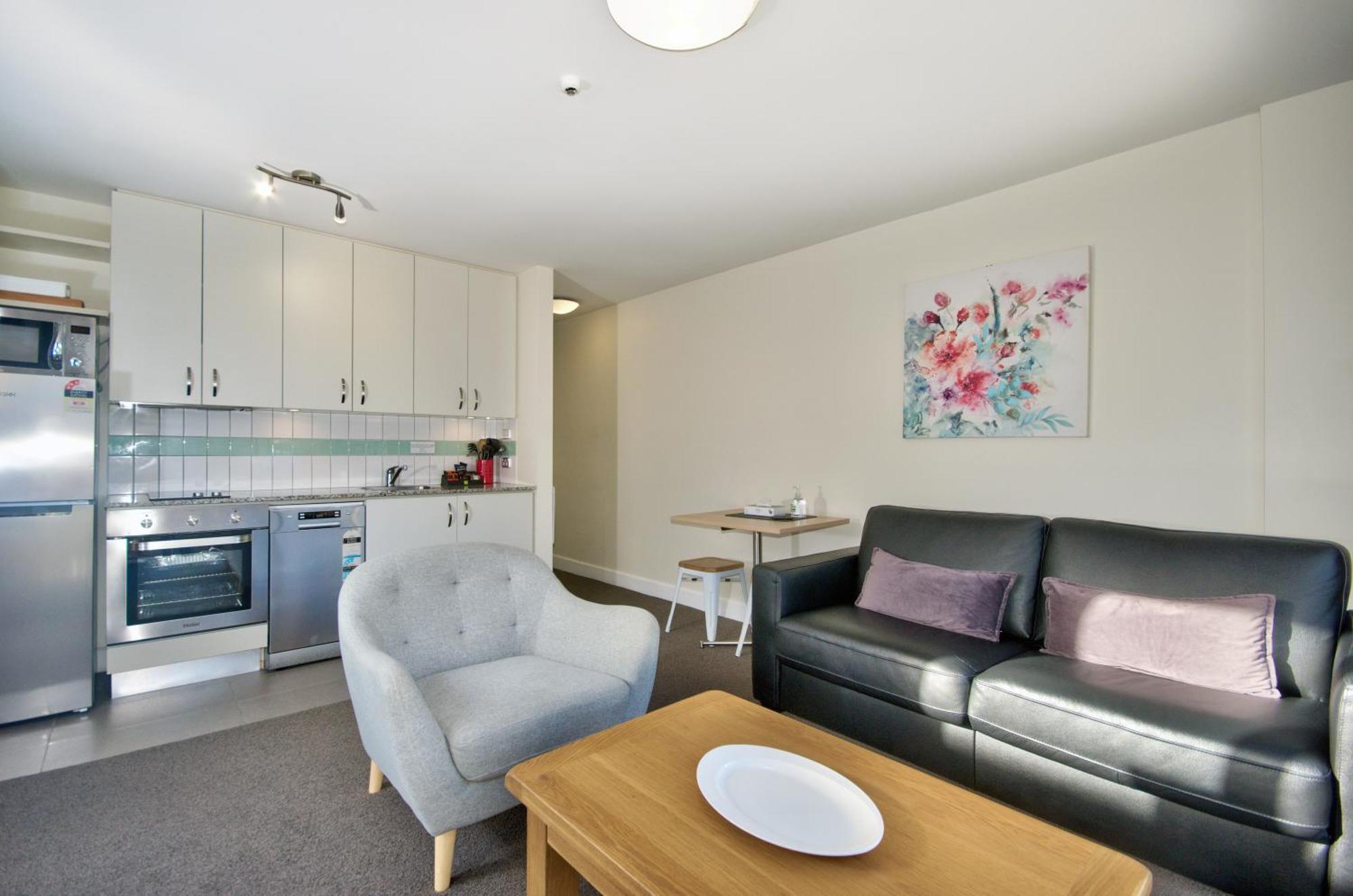 One Bedroom Apartment