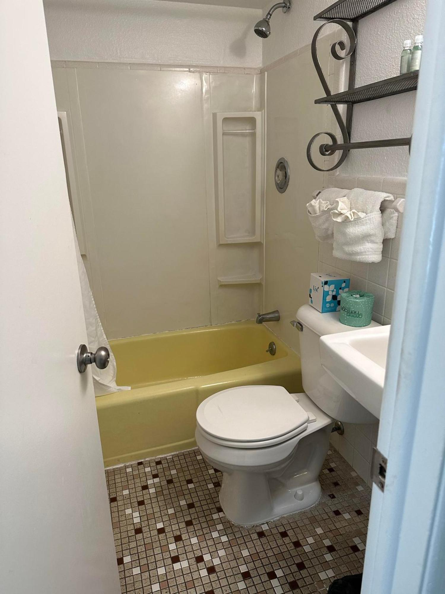 Standard Double Room,1583826565:JPEG
