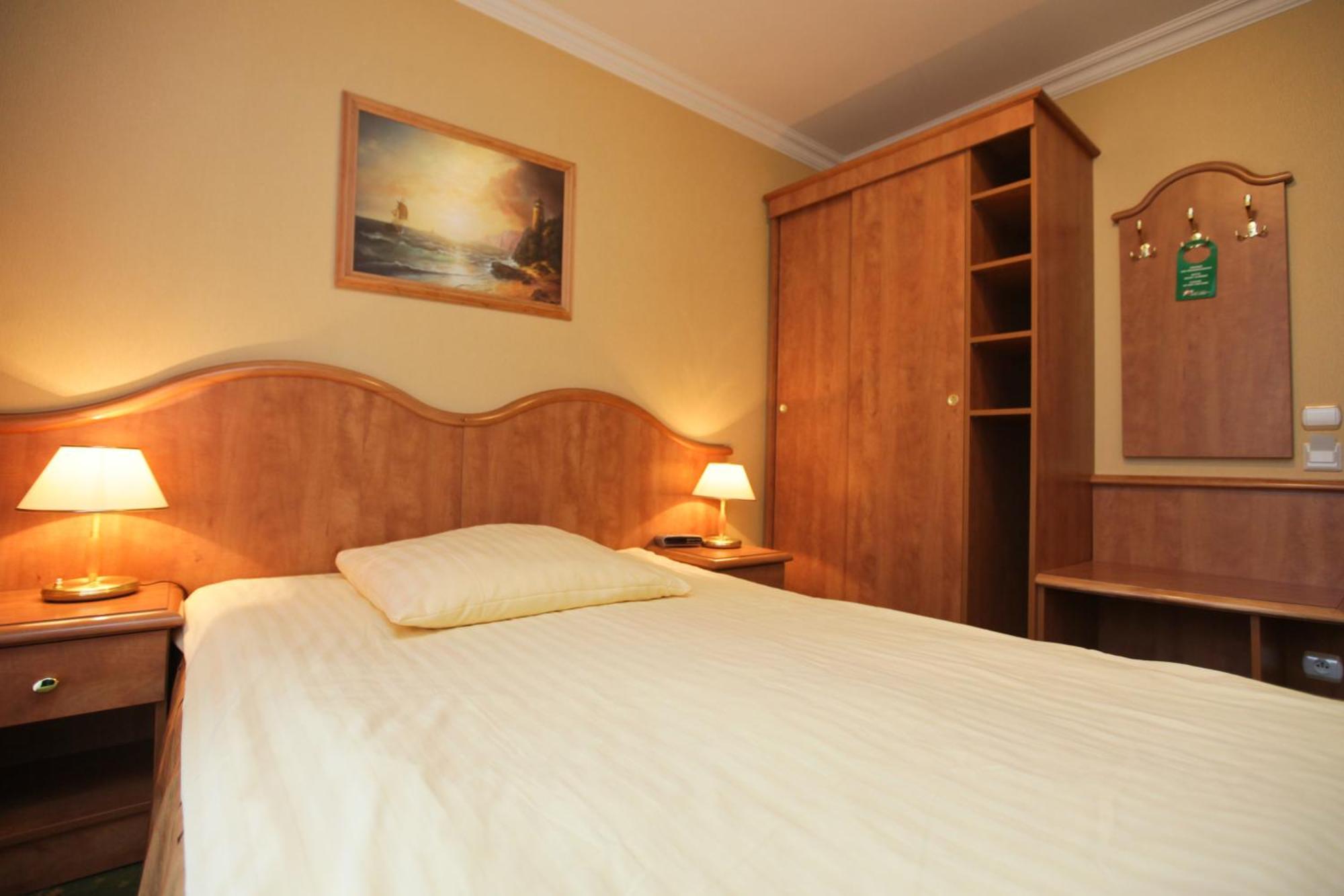 Single Room Balcony
