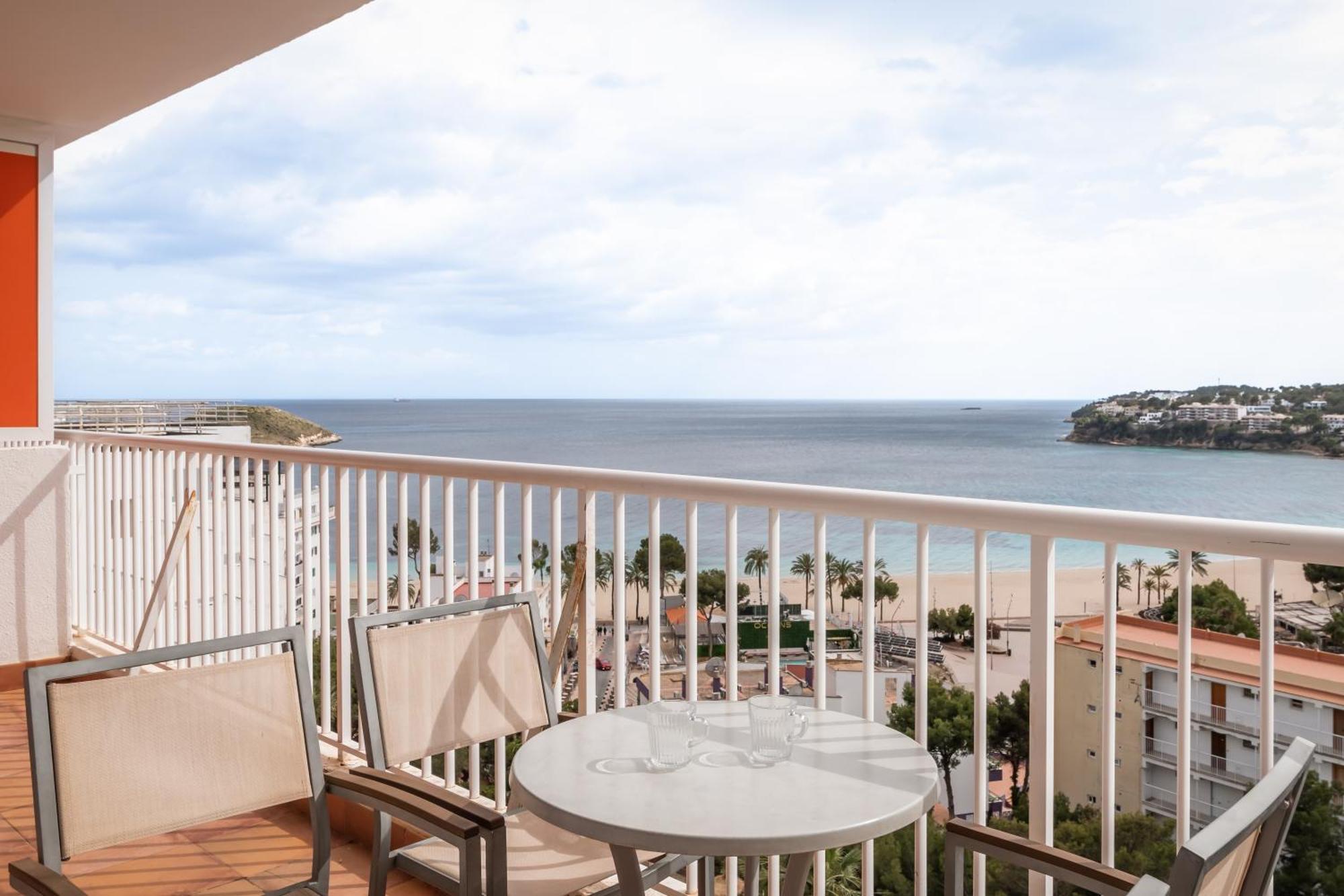 Premium One-Bedroom Apartment Panoramic Sea View,1585462557:JPEG
