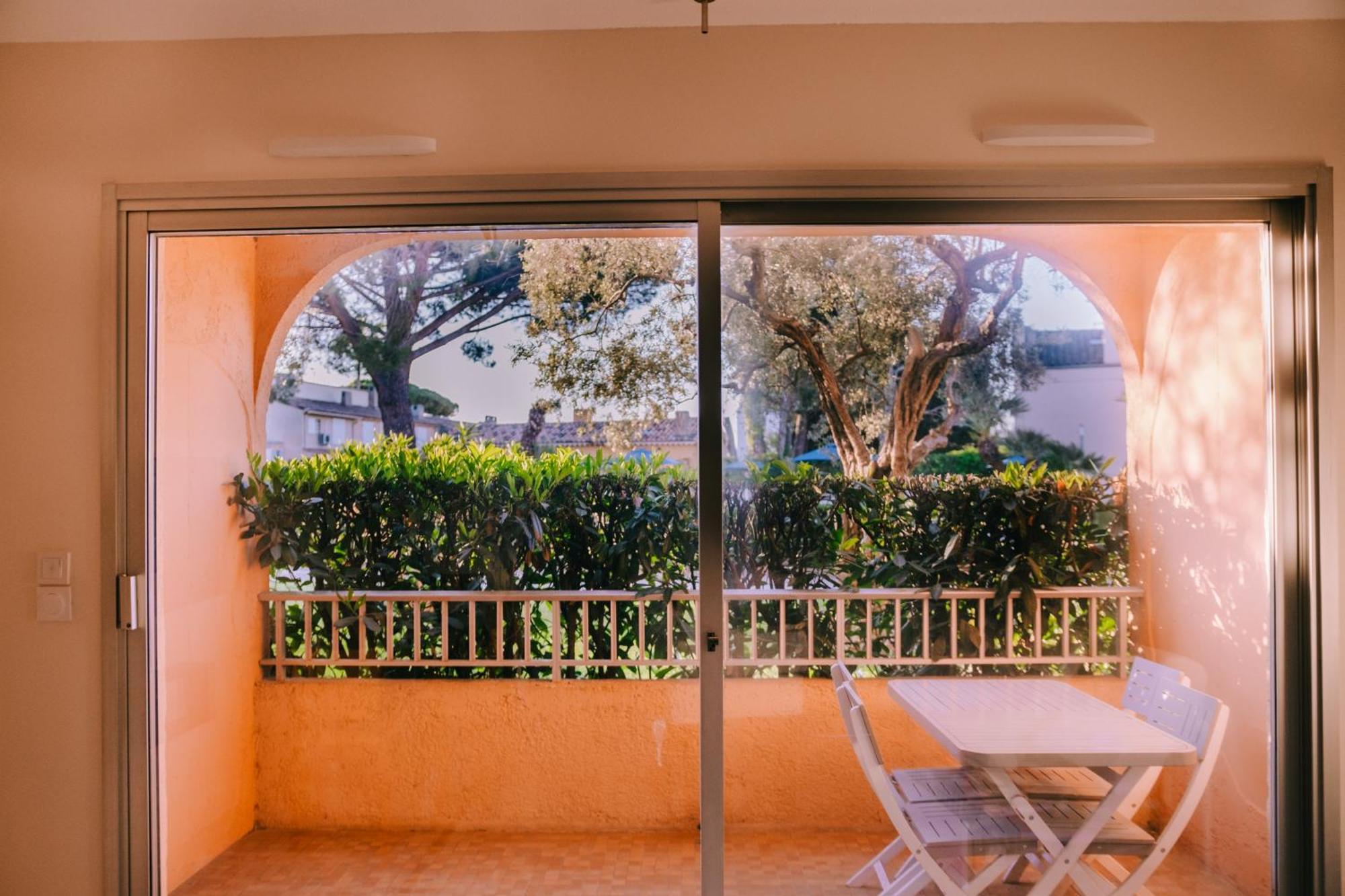 Apartment Garden View