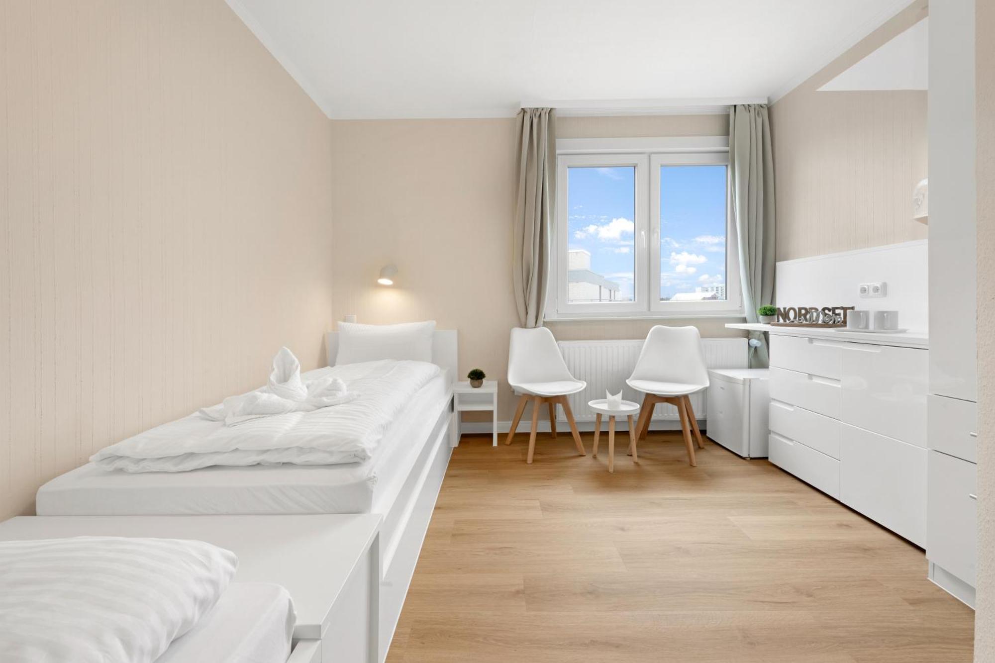 Zweibettzimmer mit eigenem Bad