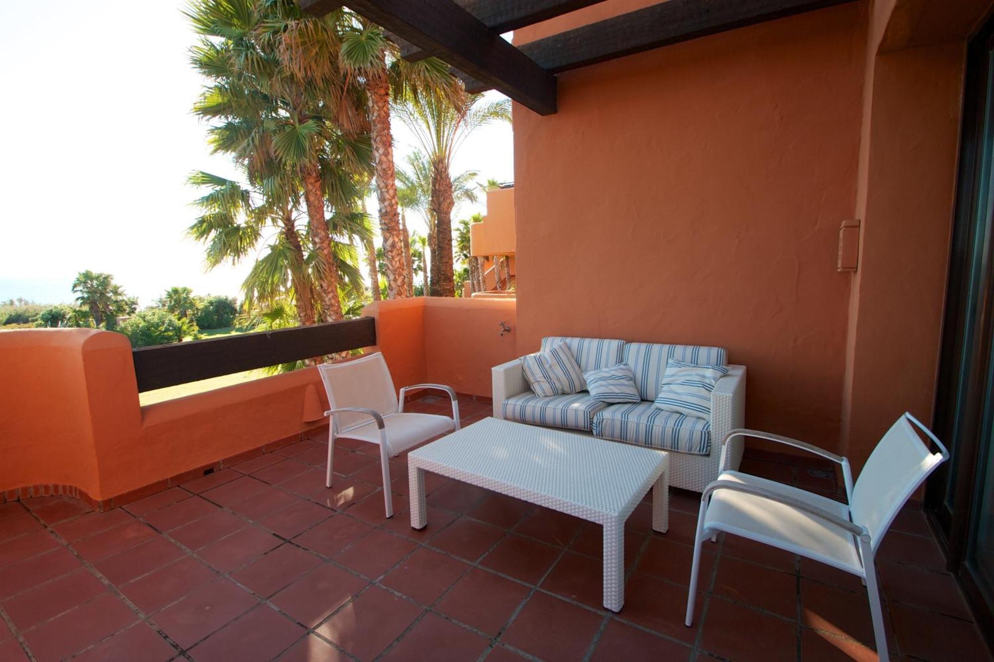 Luxury Three-Bedroom Apartment three bathrooms