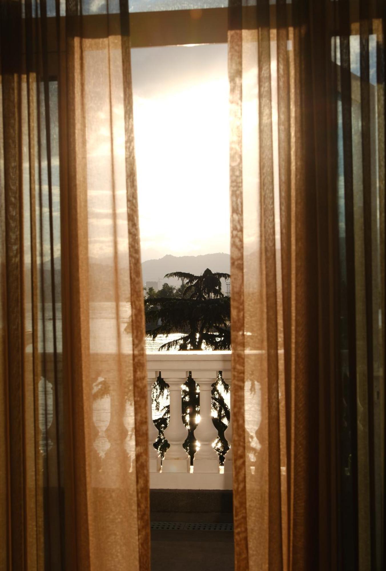 Studio Terrace