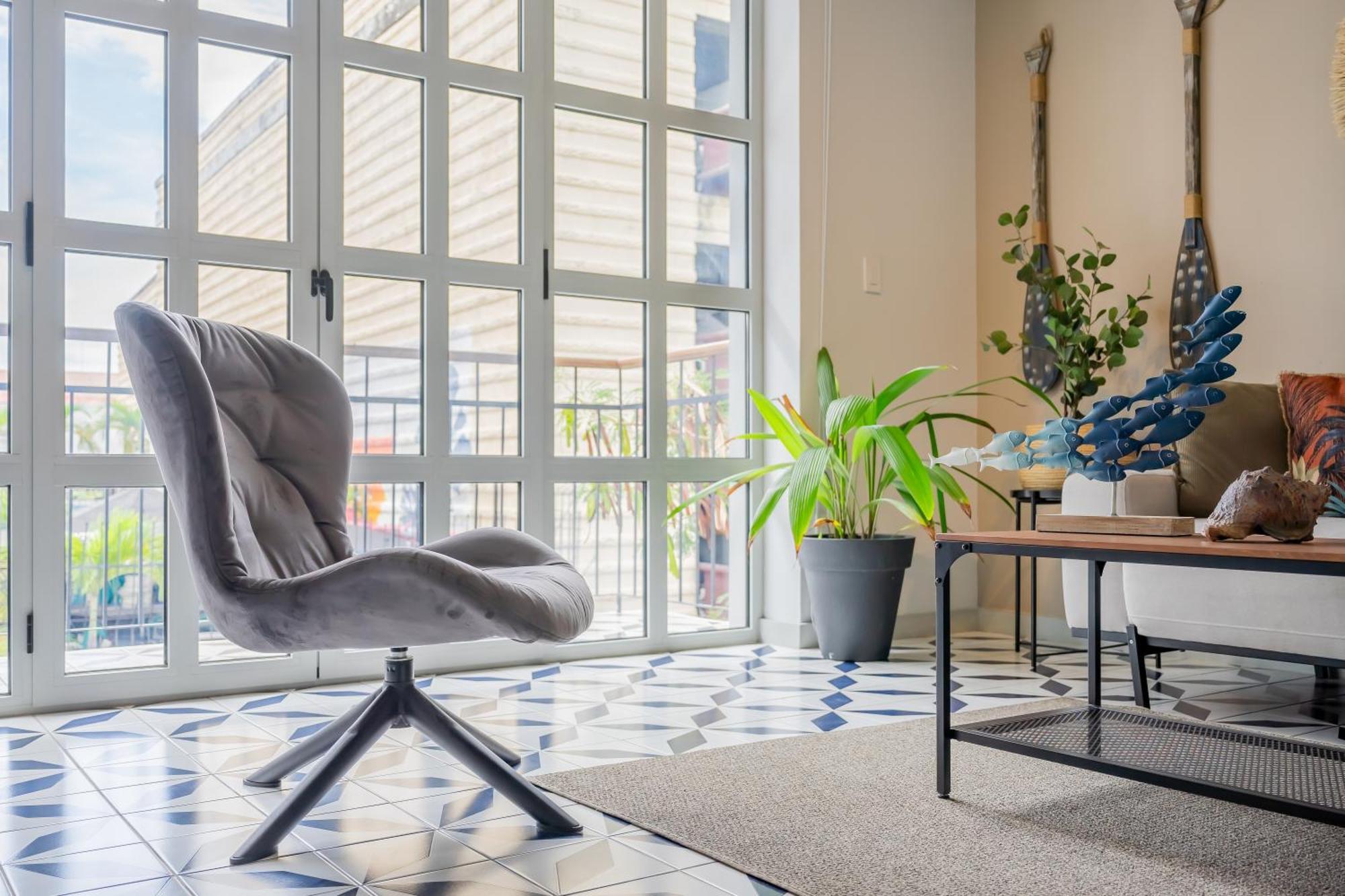Two-Bedroom Deluxe Apartment with Balcony