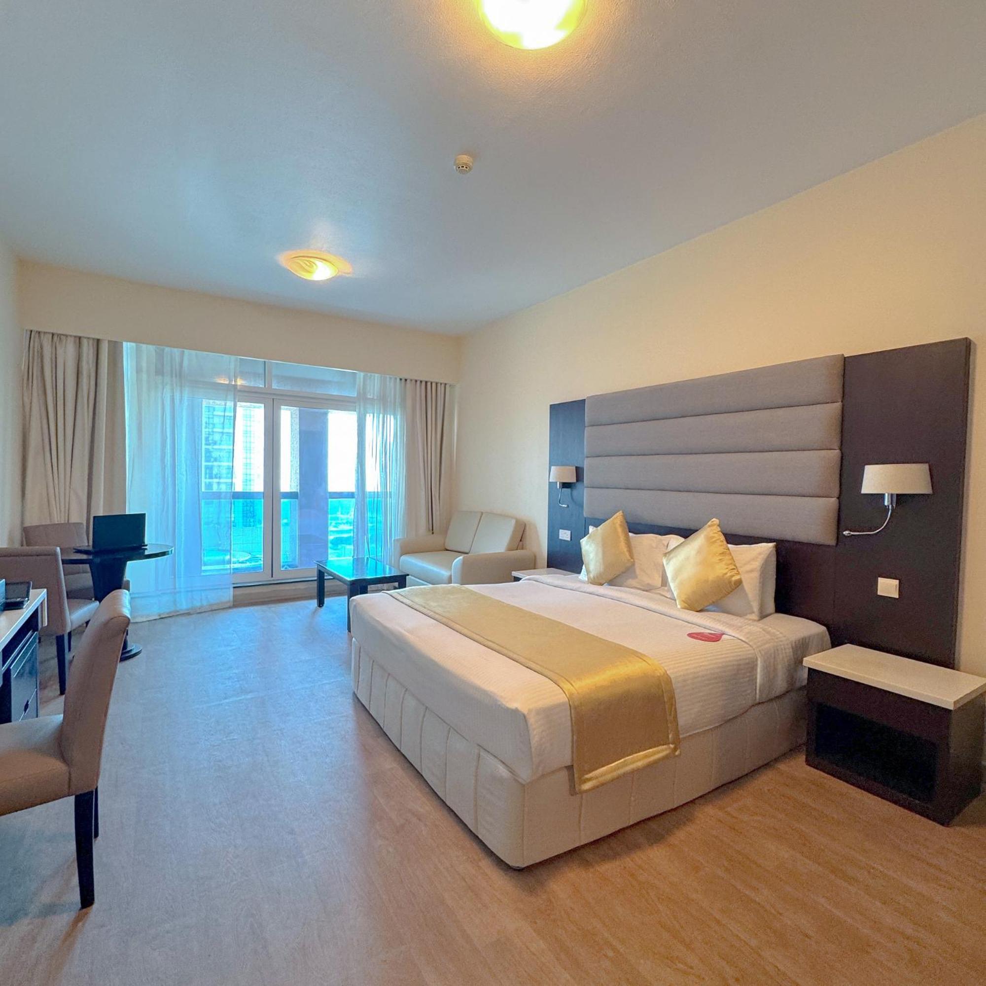 Deluxe King Room Burj Khalifa View,1602982117:JPEG