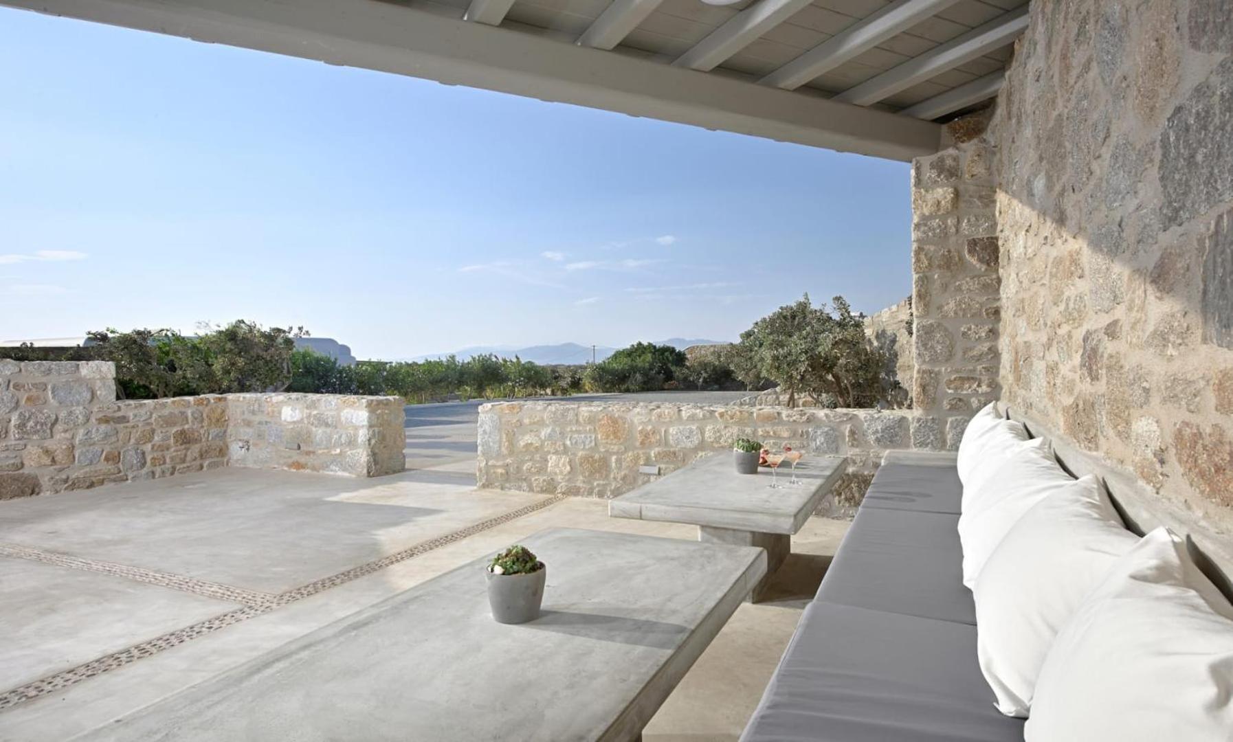 Apartment with Garden View