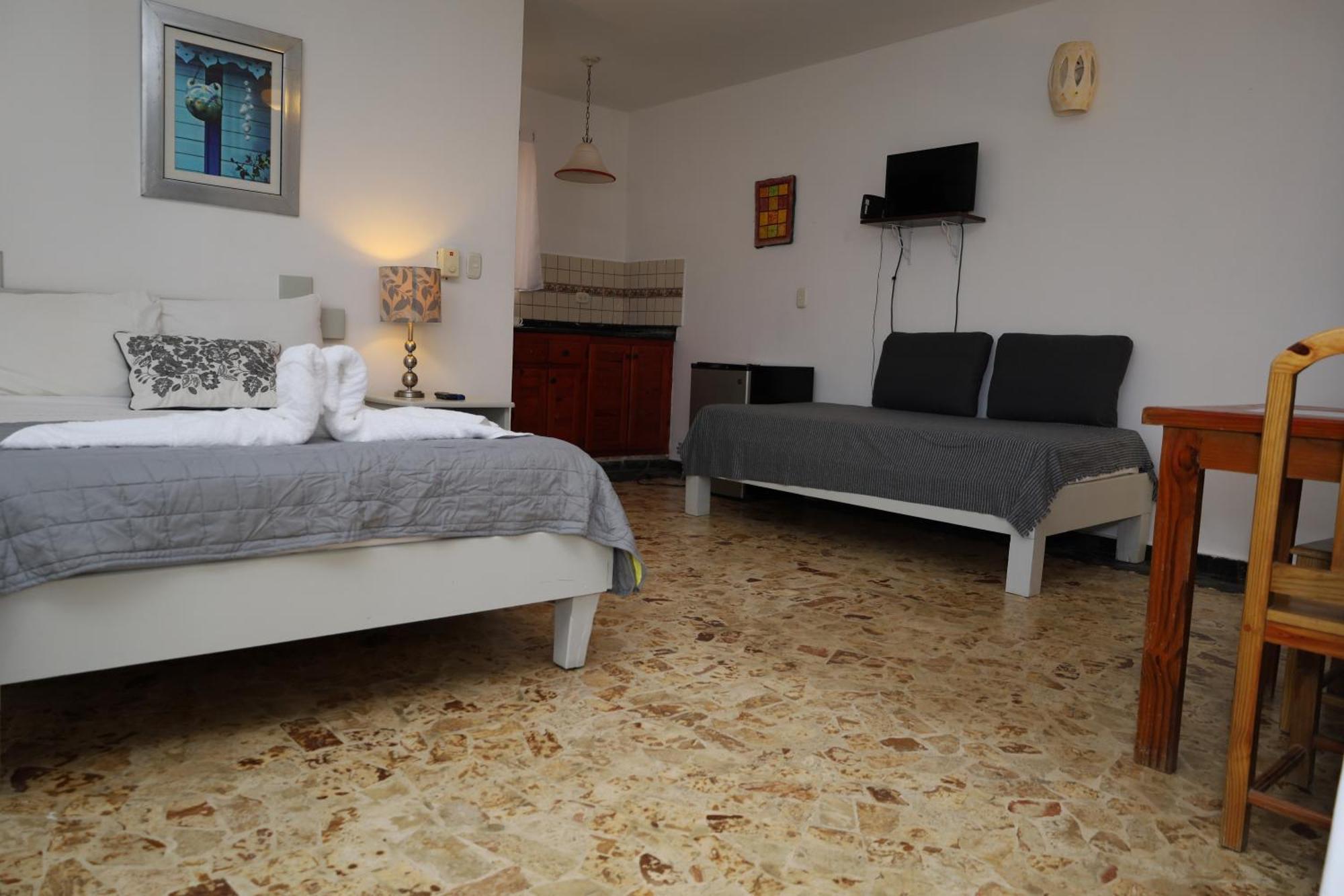 Triple Room with Private Bathroom