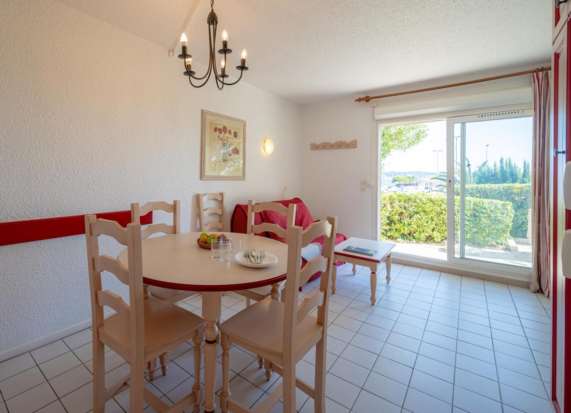 One-Bedroom Apartment (6 People) - Ground Floor
