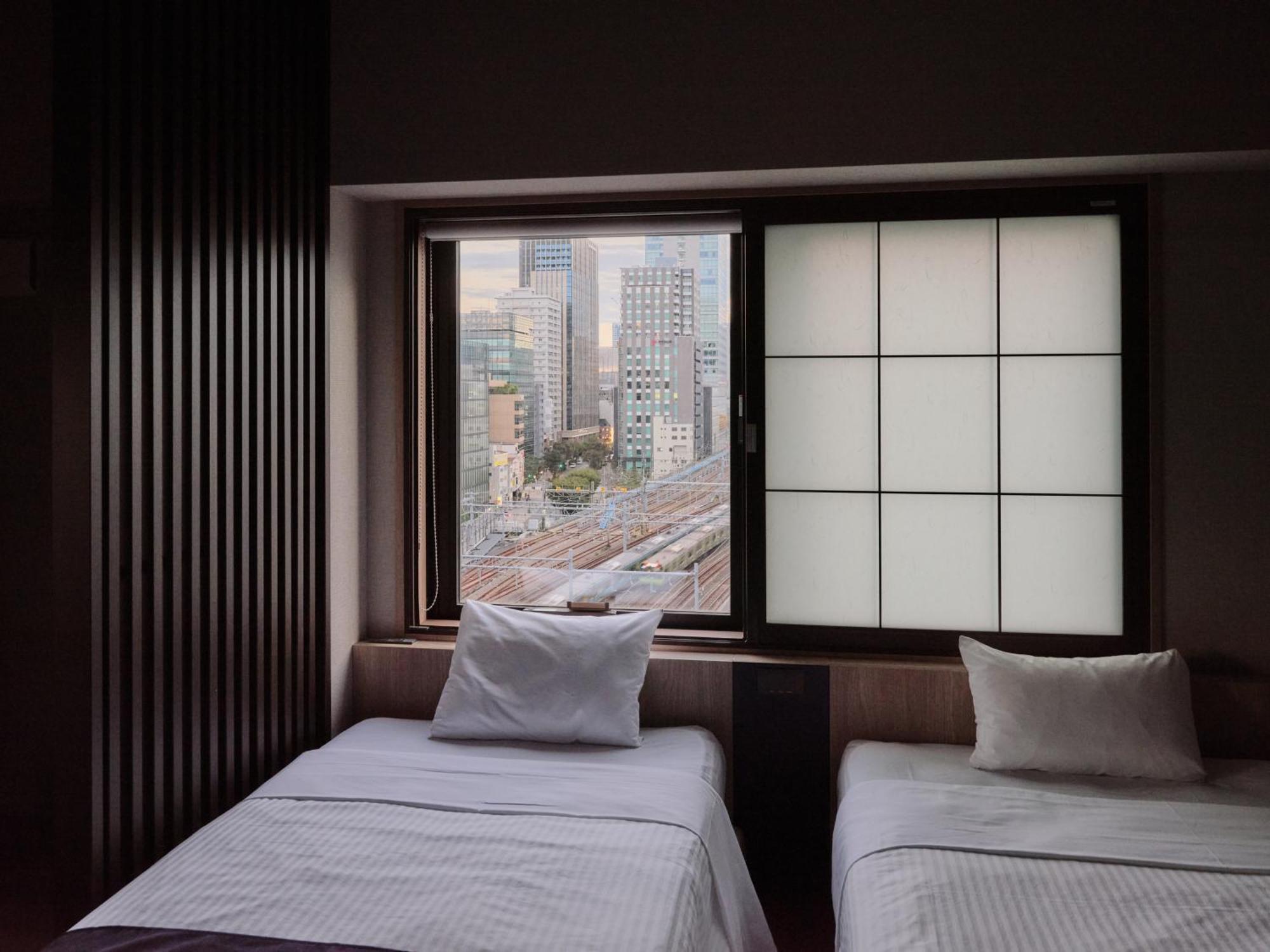 Deluxe Japanese Room Washing Machine