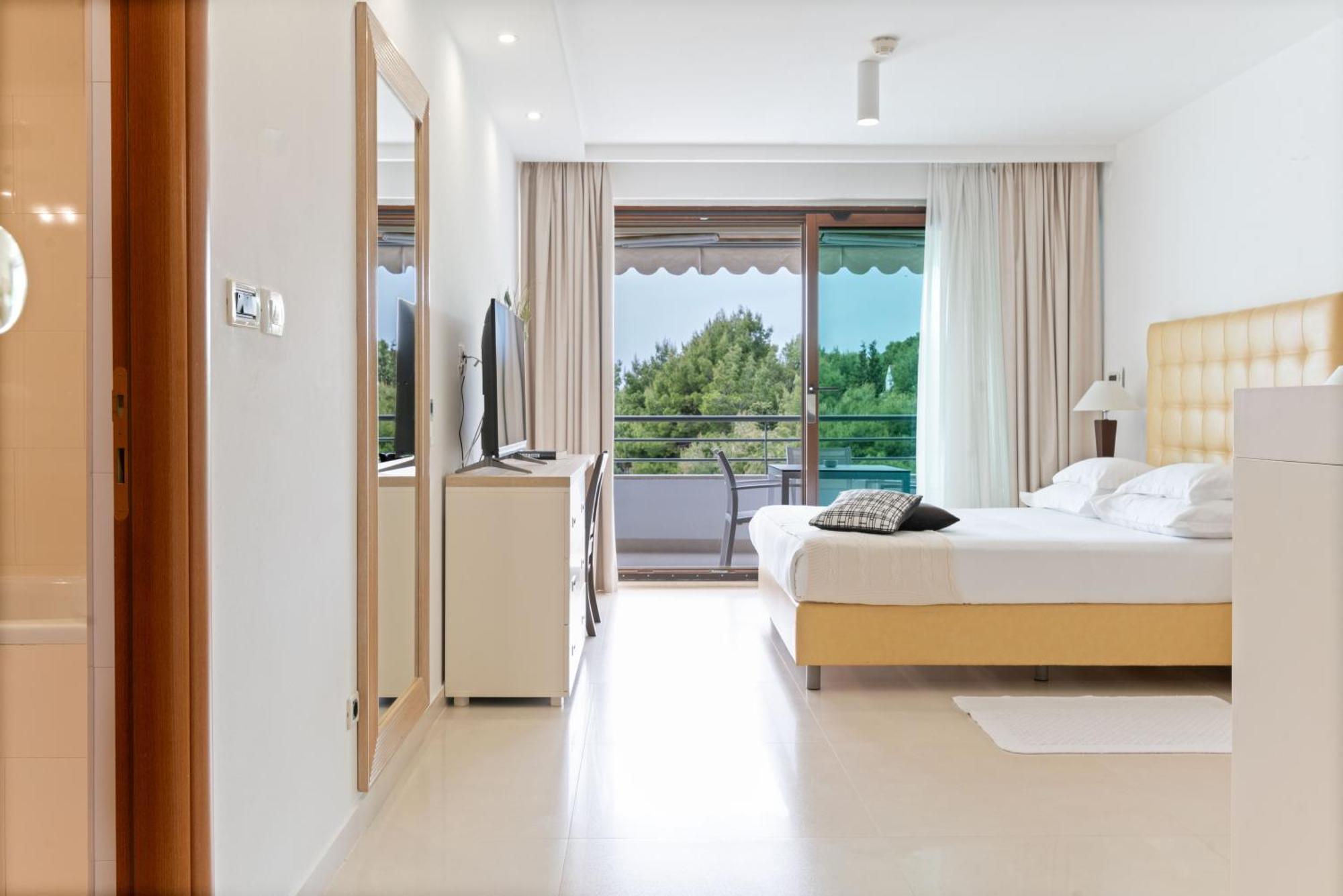 Habitación Doble con balcón y vistas al mar