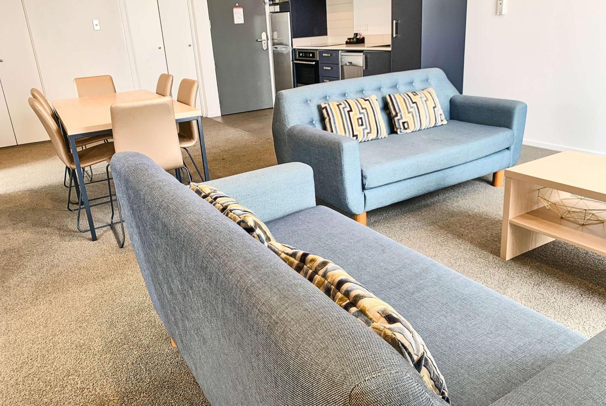 Two-Bedroom Apartment Non-Smoking