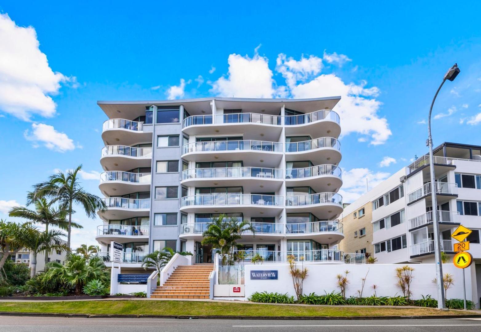 Three-Bedroom Apartment - Penthouse with Ocean View