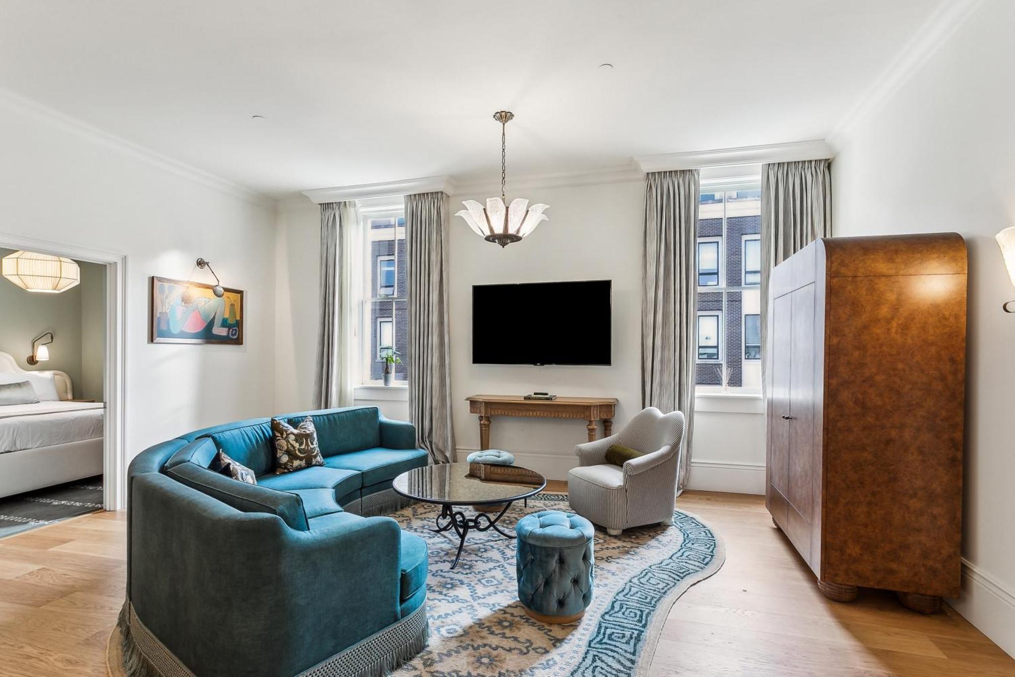 Four-Bedroom Premier Apartment,1646040595:JPEG