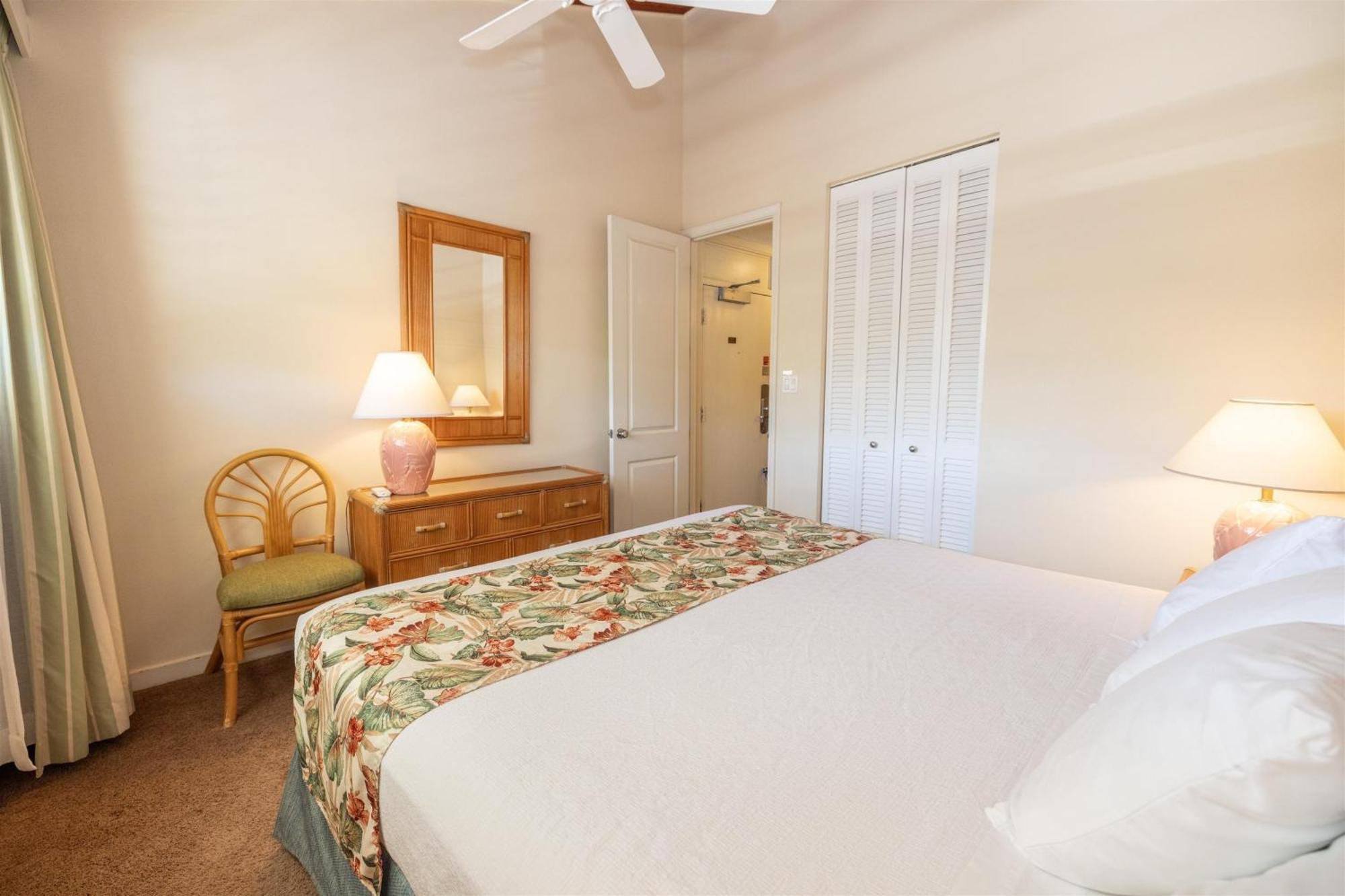 One-Bedroom Apartment Beach Front