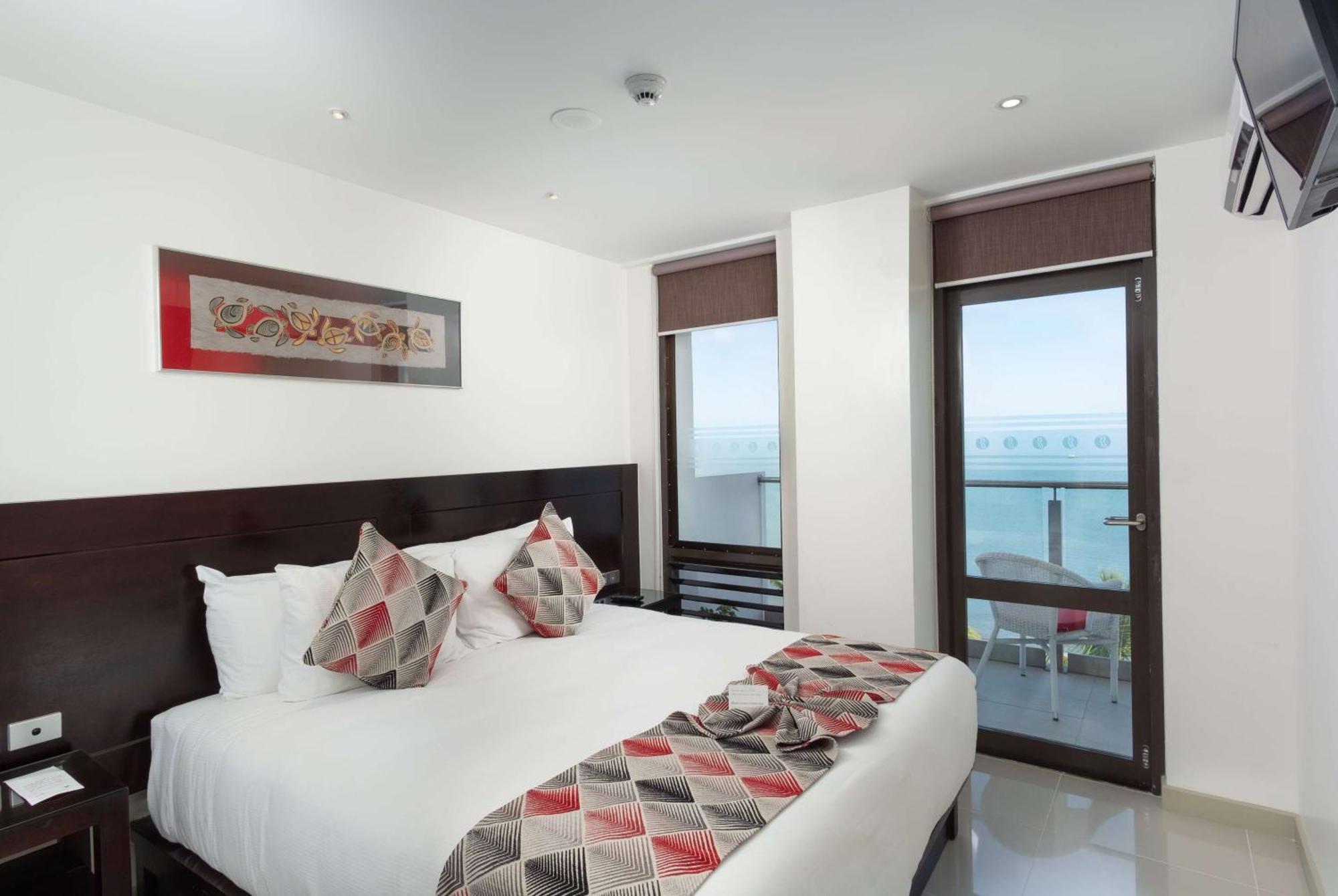 2-Bedroom Beachfront Suite-1 King Bed 1 Double Bed Non-Smoking,1629433932:JPEG