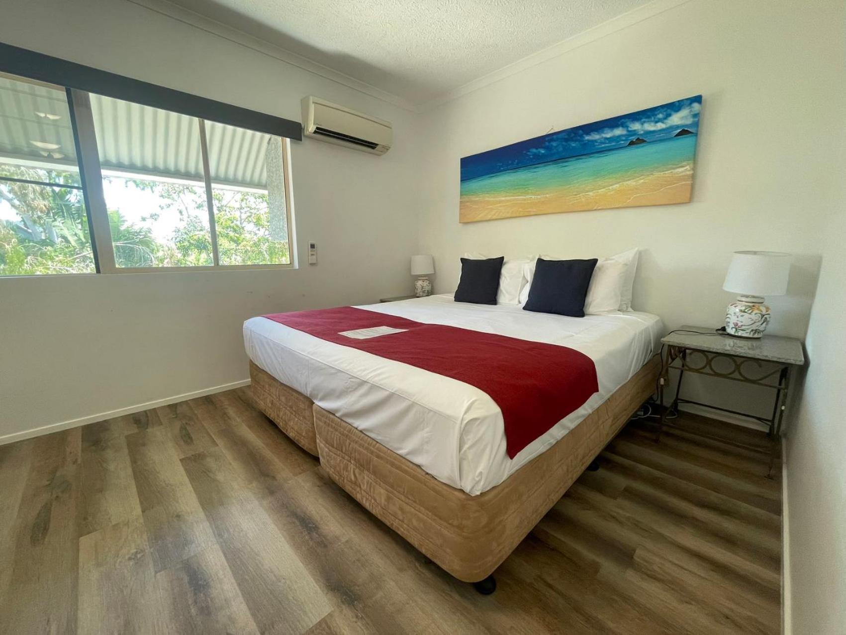 Premium One-Bedroom Apartment Garden View