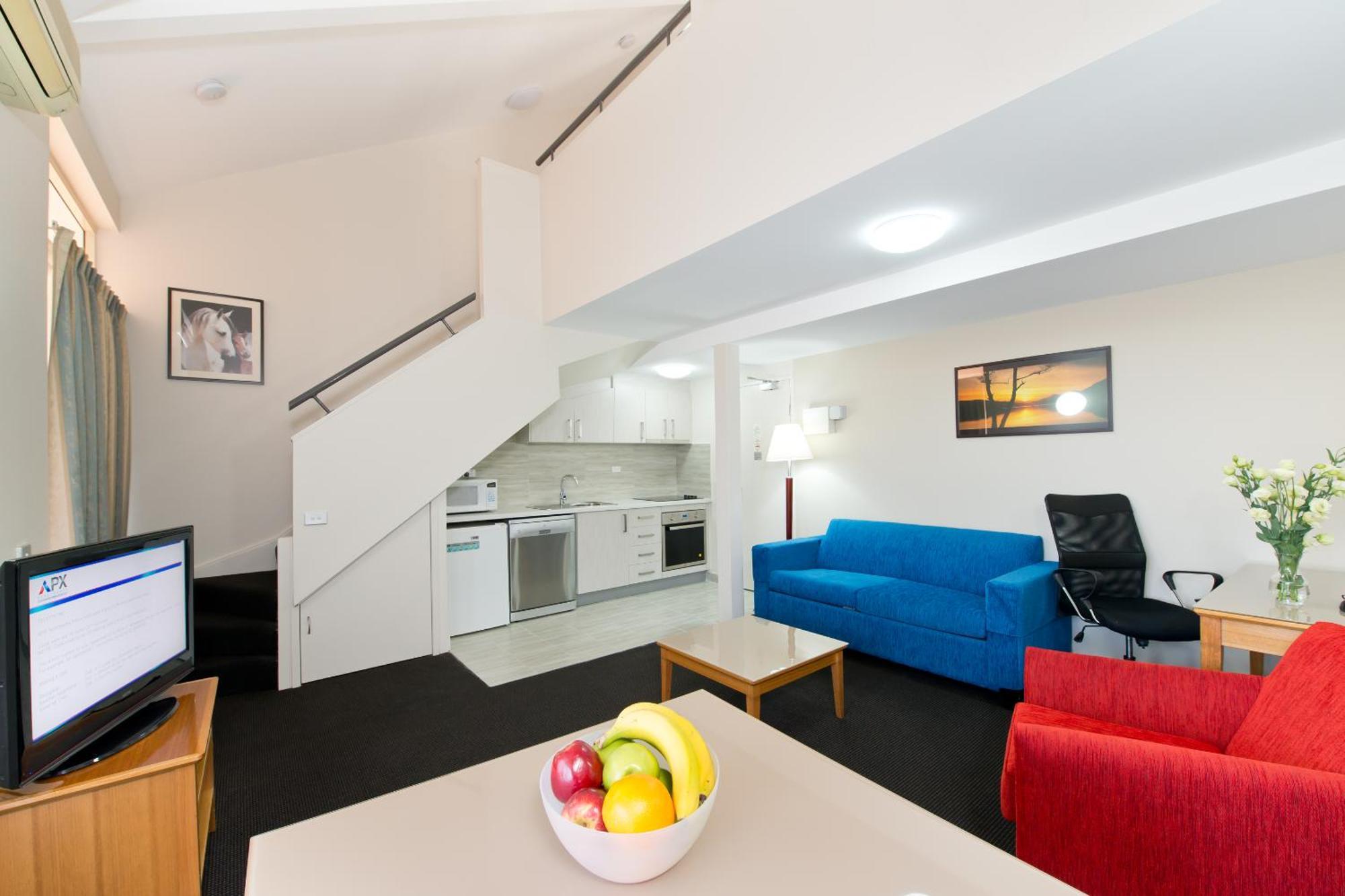 Executive One-Bedroom Apartment Limited Housekeeping