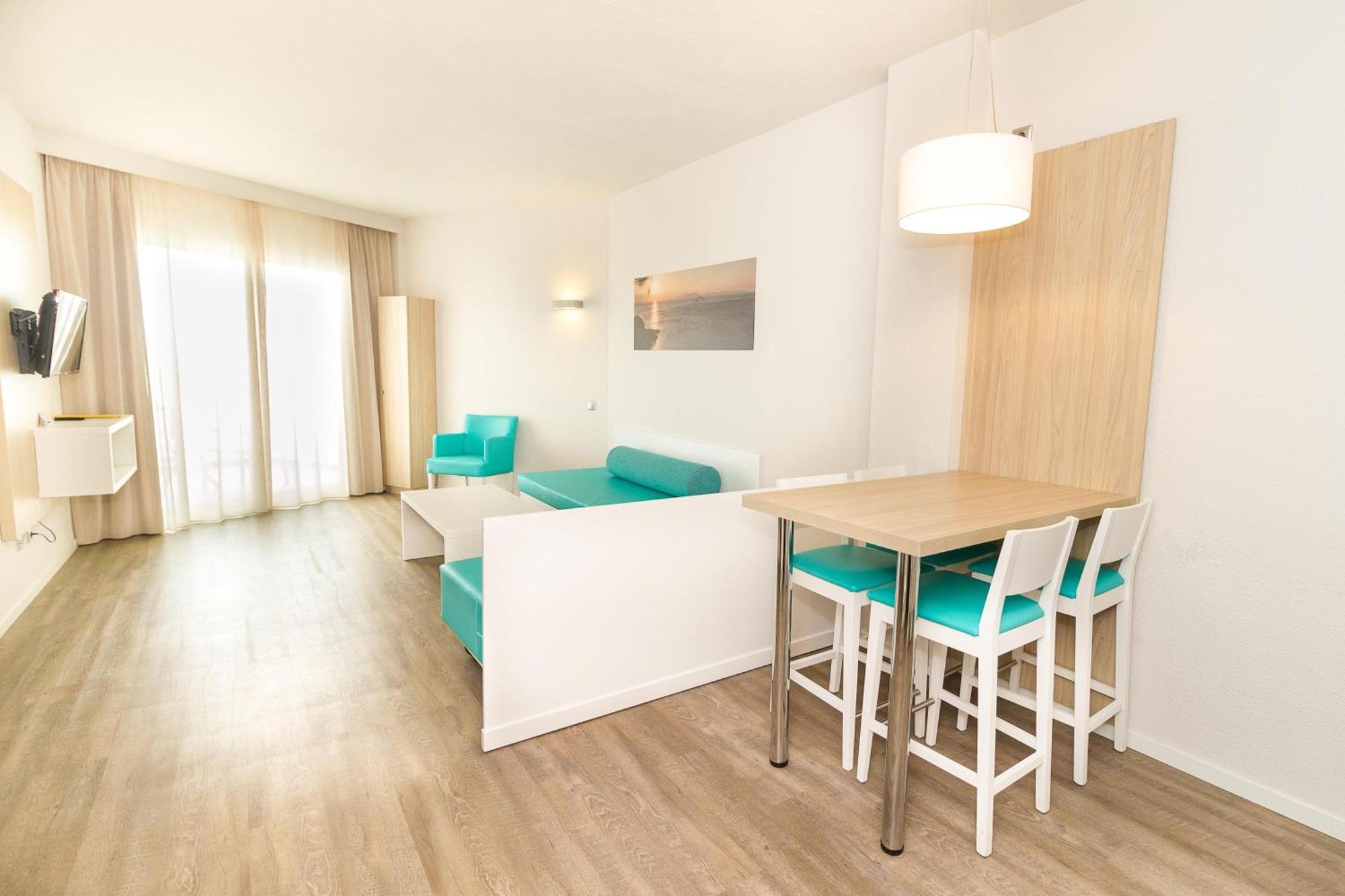 Two-Bedroom Apartment,1638481755:JPEG