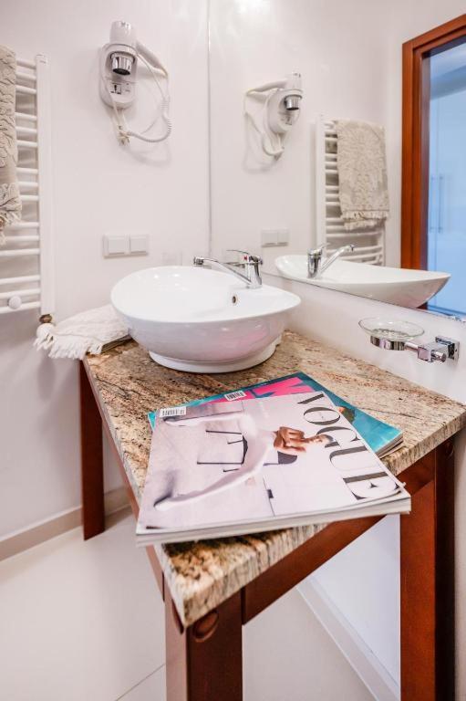 Standard Double Room,1639593579:JPEG