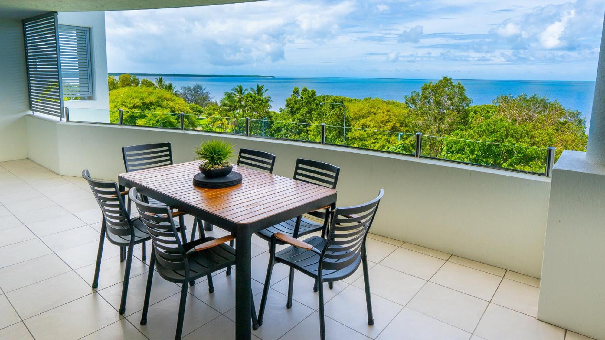 One-Bedroom Apartment Ocean Front