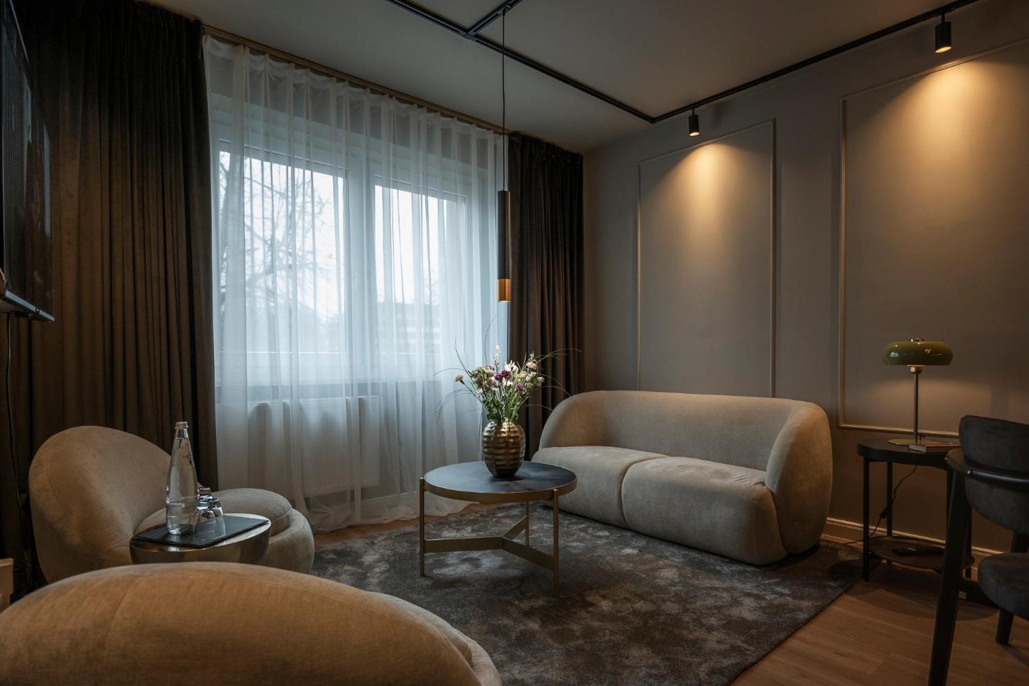 Two-Bedroom Suite