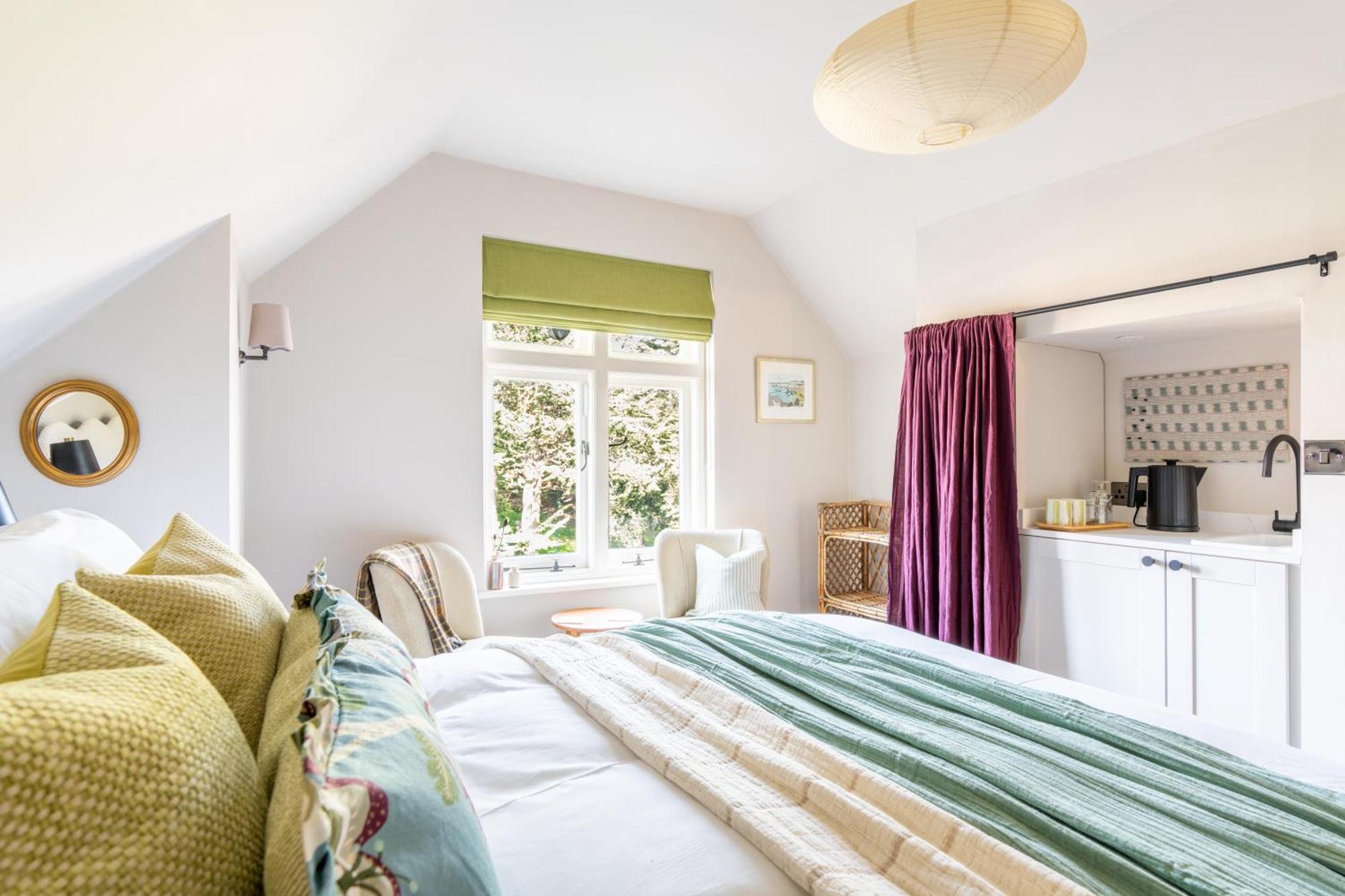 Suite 9 –Pannett Park View Loft Room