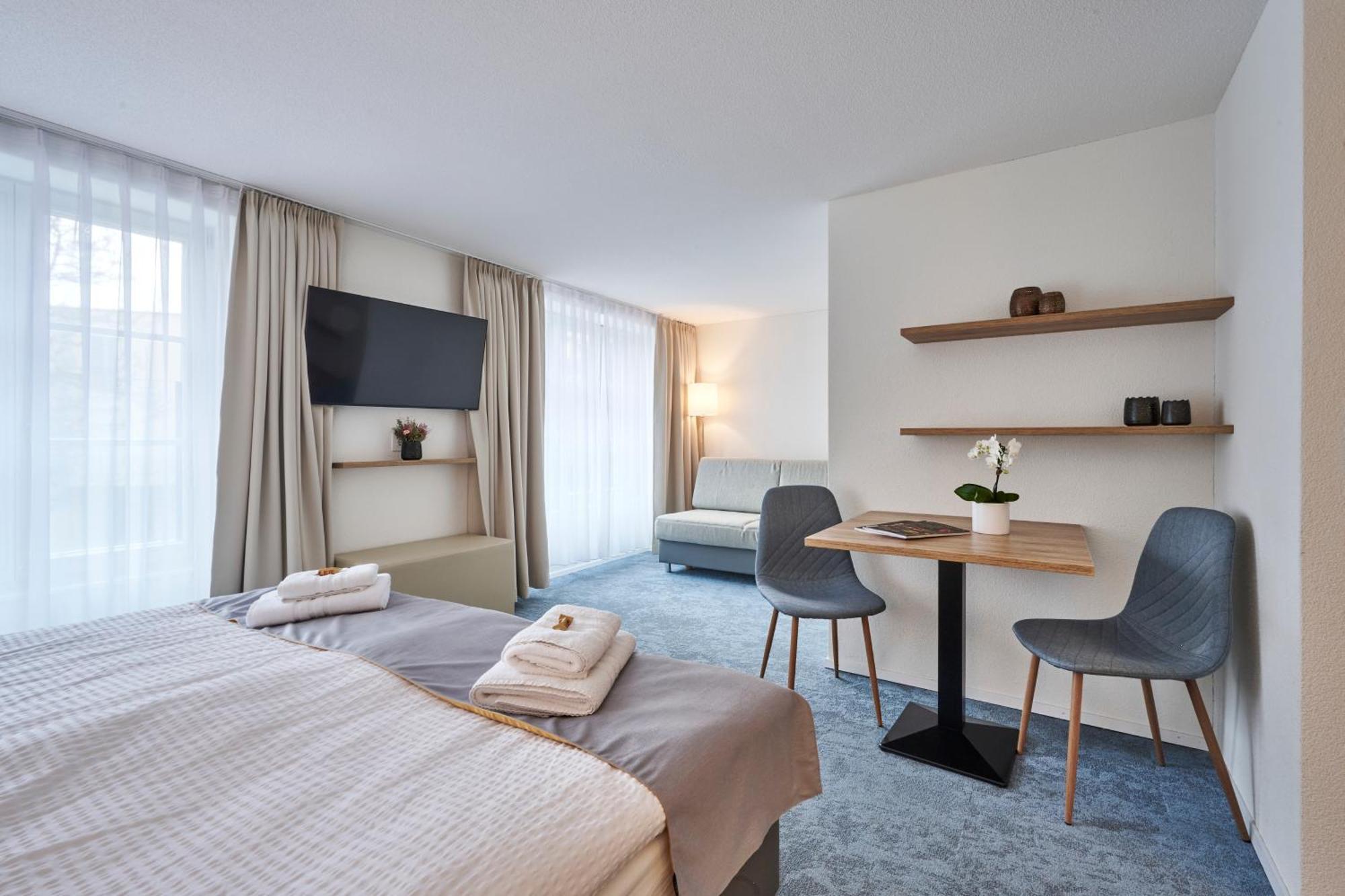 Old Town Apartment 10