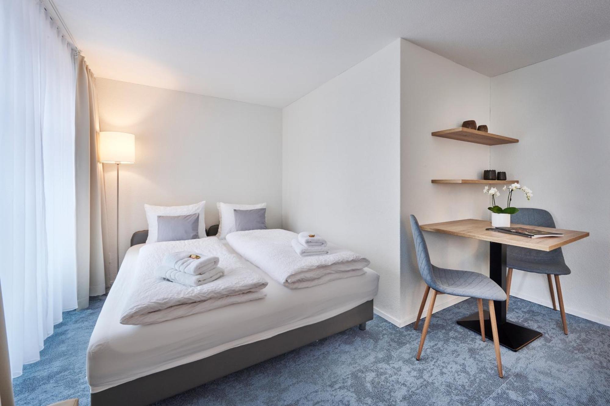 Old Town Apartment 10