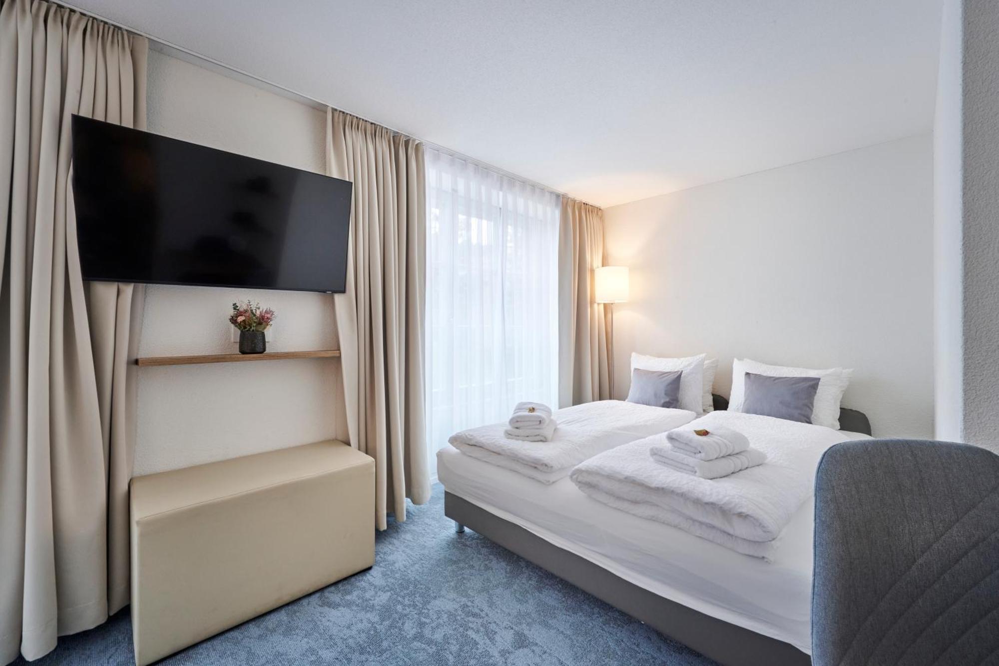 Old Town Apartment 10