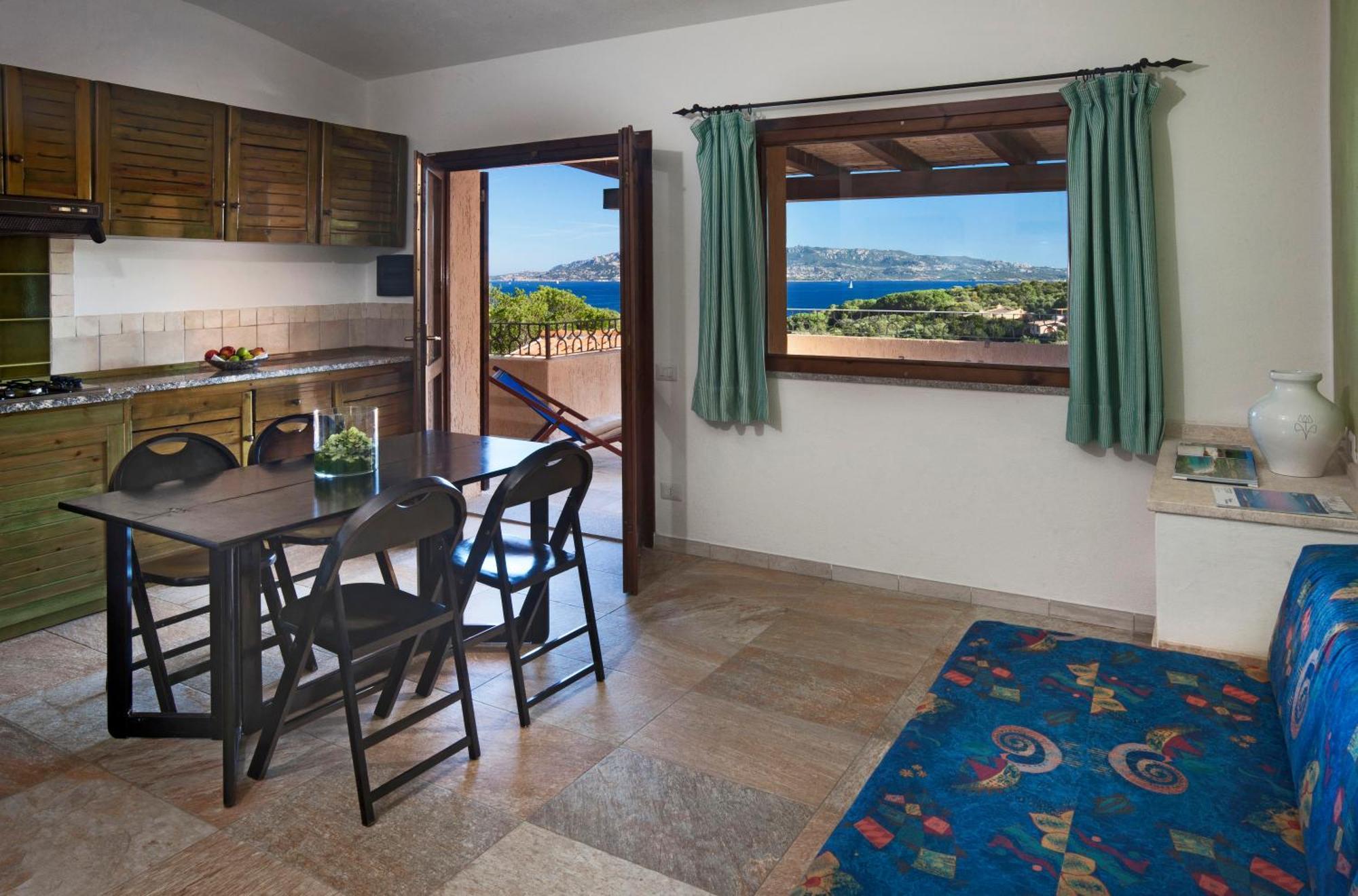 Two-Bedroom Apartment Sea View,1660155465:JPEG