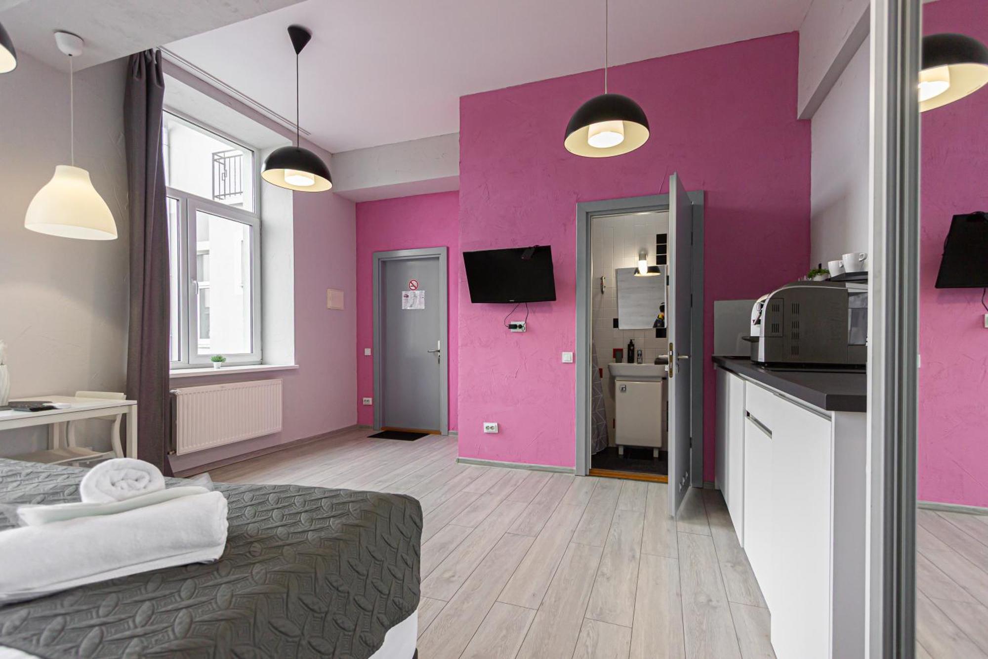 Studio Apartment