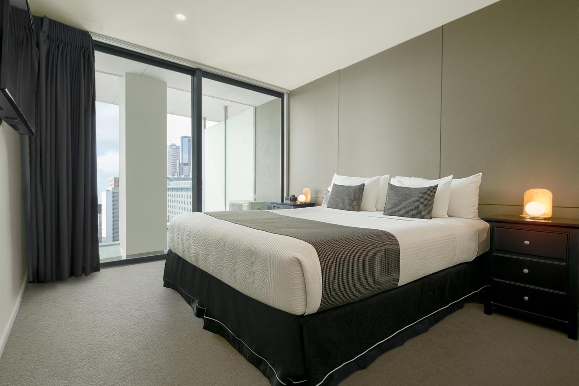 One-Bedroom Executive Suite
