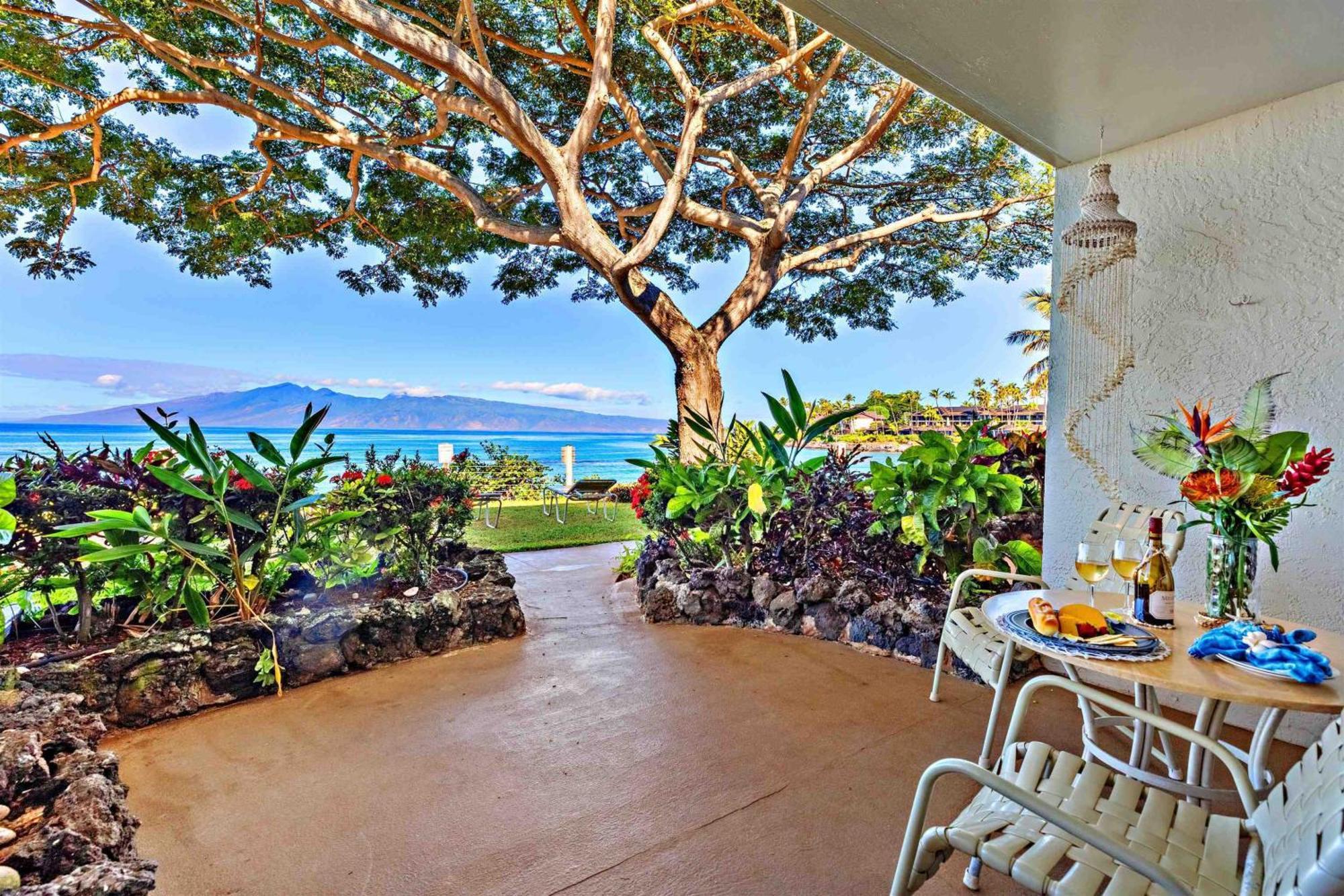 One-Bedroom Apartment Beach Front